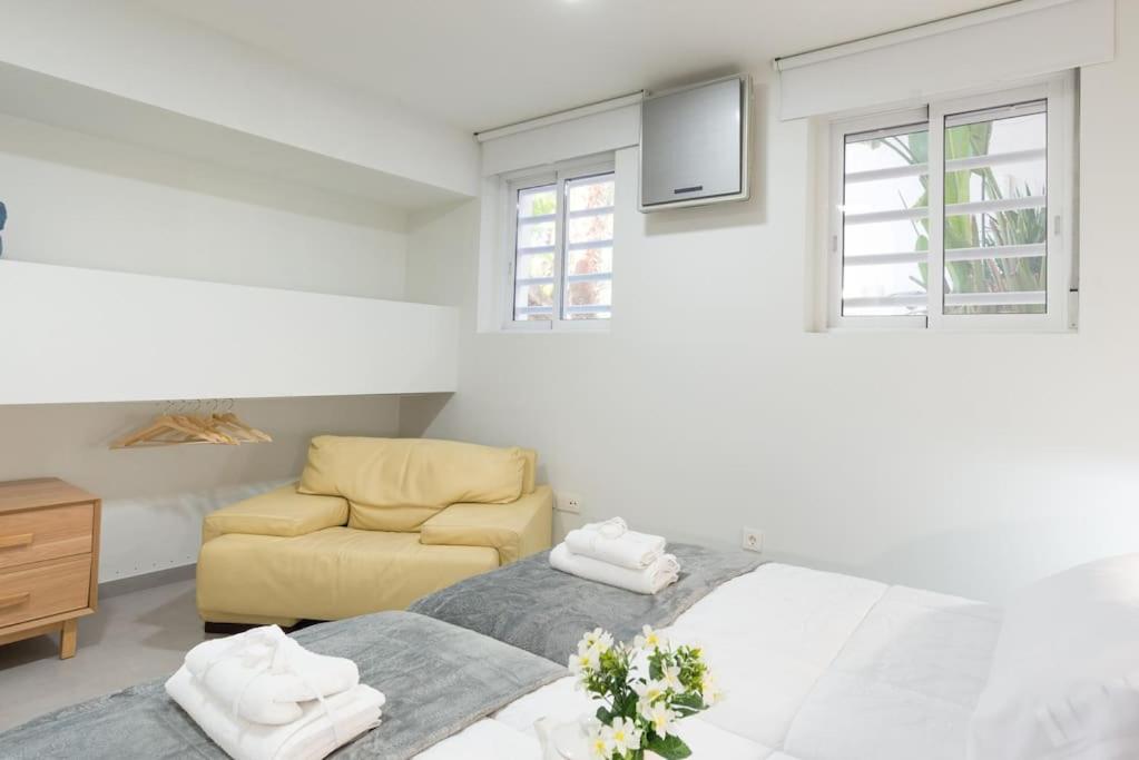 Incredible luxury location in Puerto Banús beach for families