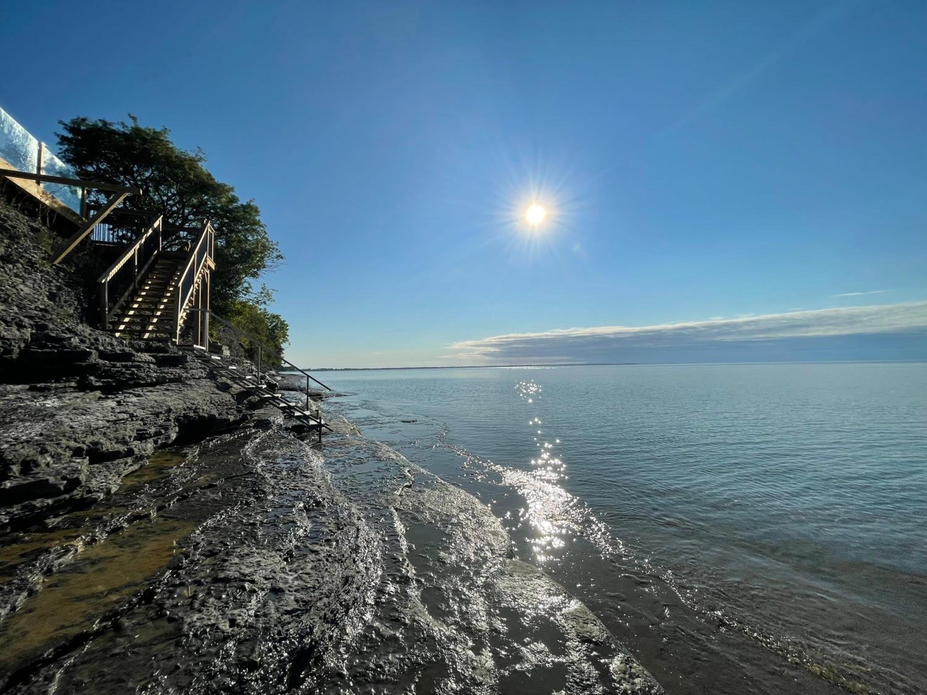 The Hull House - Lake Ontario Waterfront w Sauna ST-2020-0099