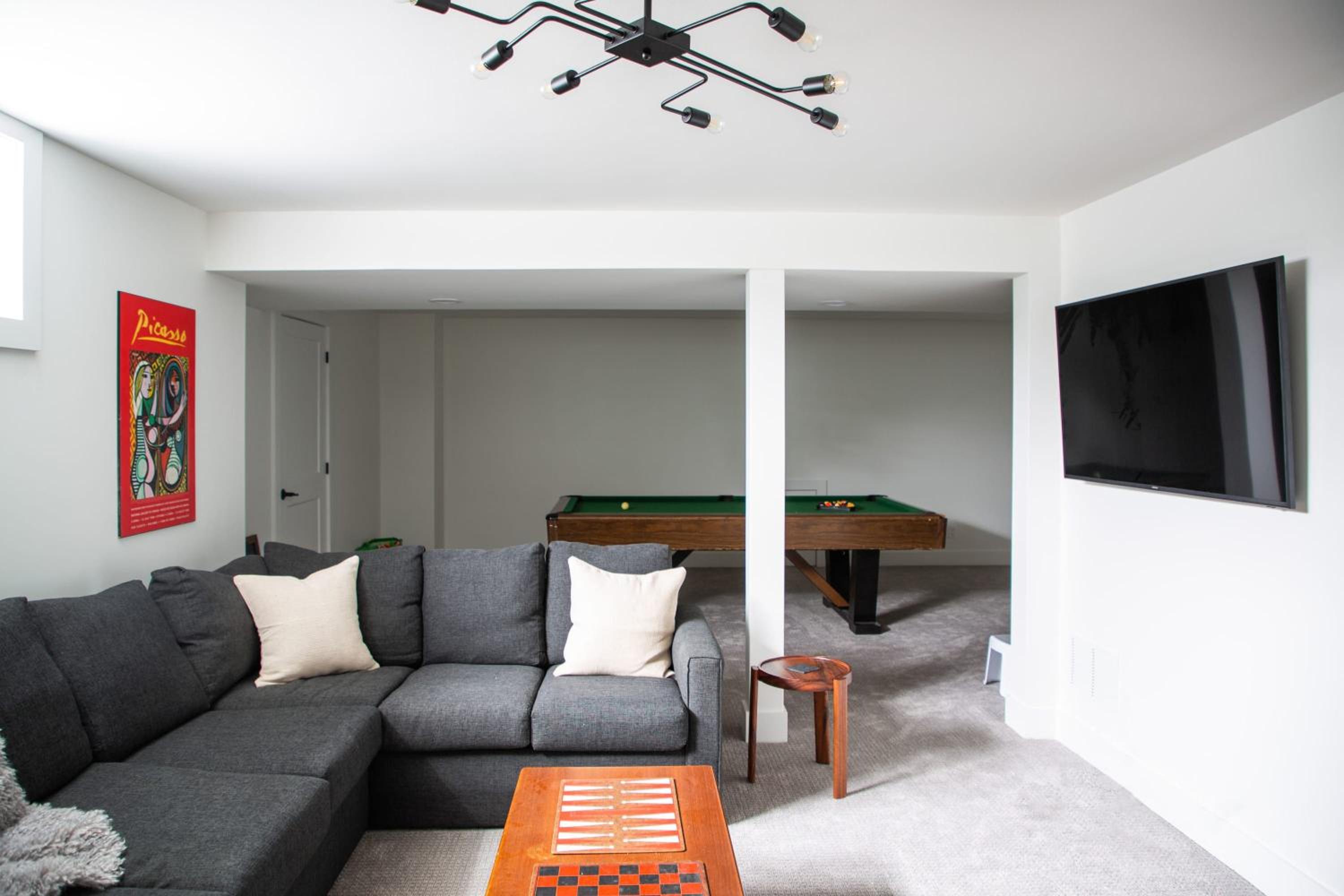 The Hull House - Lake Ontario Waterfront w Sauna ST-2020-0099
