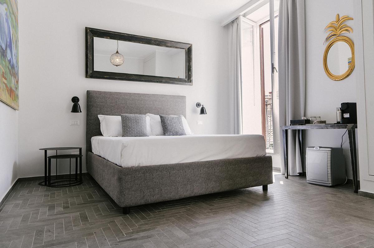 Della Croce Rooms