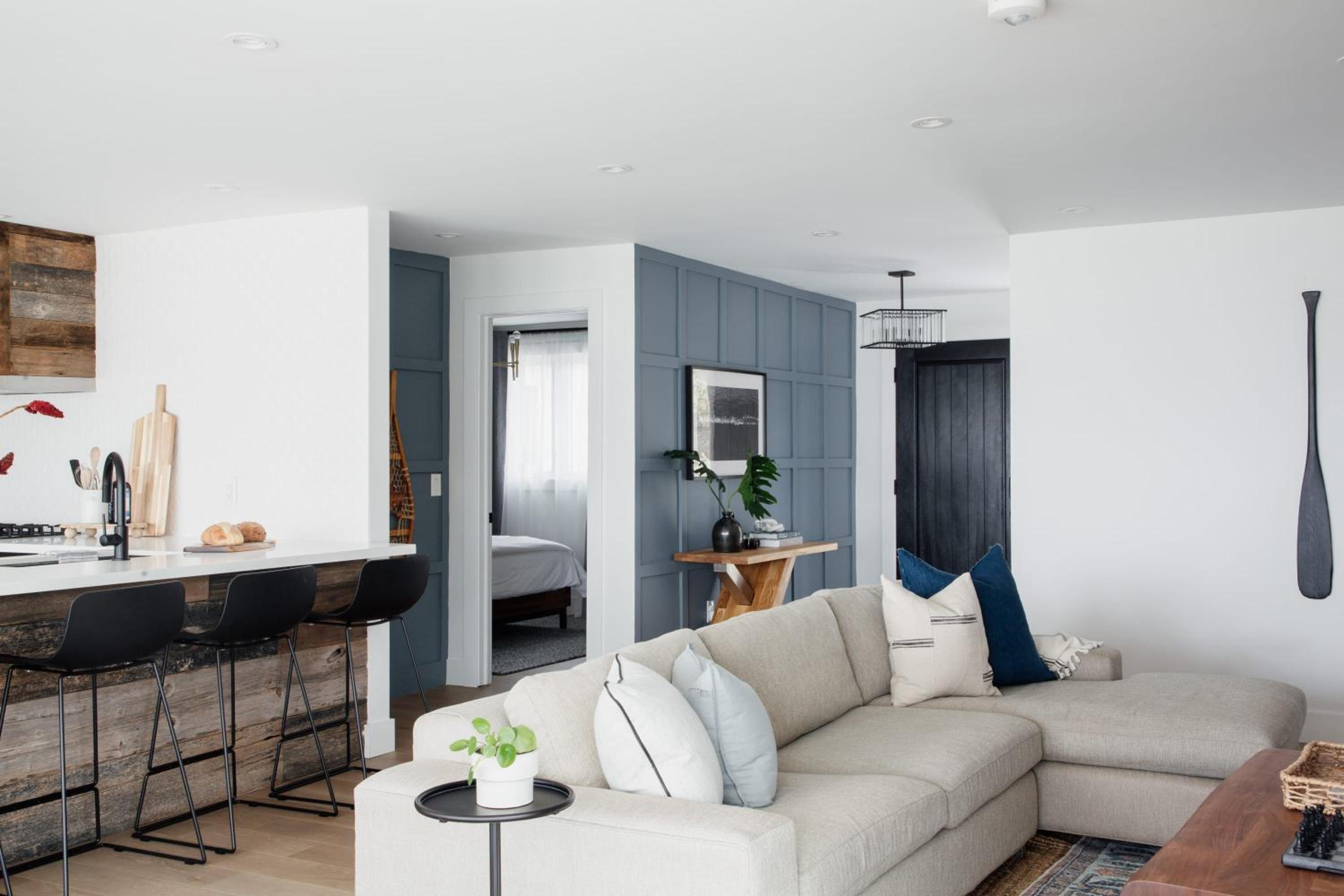 Wellers Landing - Prince Edward County Lakehouse