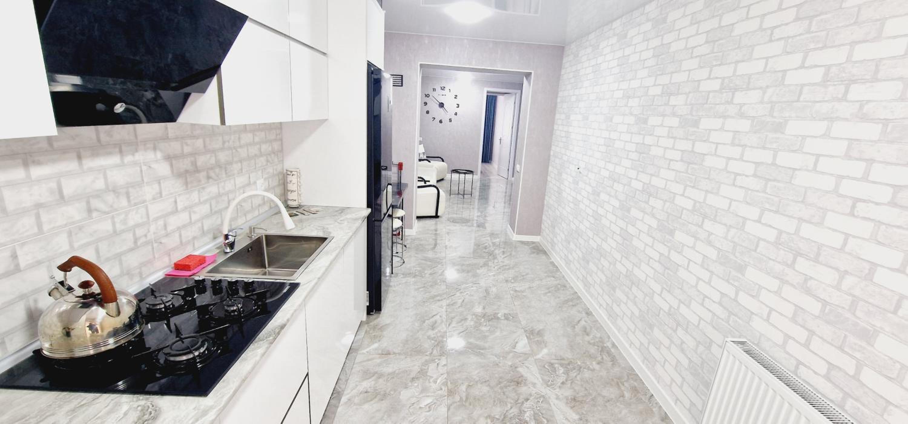 Two-Bedroom Apartment in Kutaisi Nest 1, New Linen, Free Parking view 4