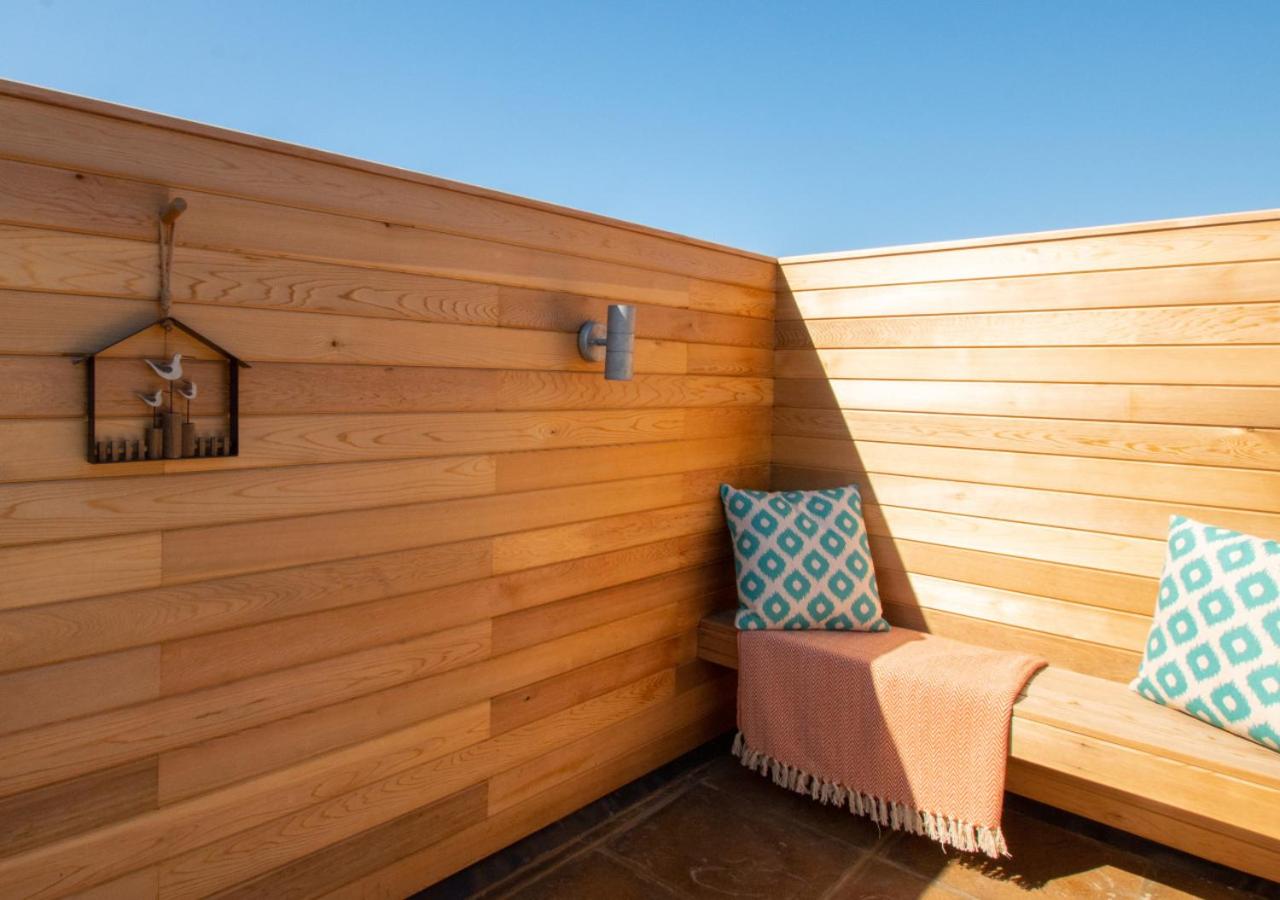2 Bed in Whitby oc-w449