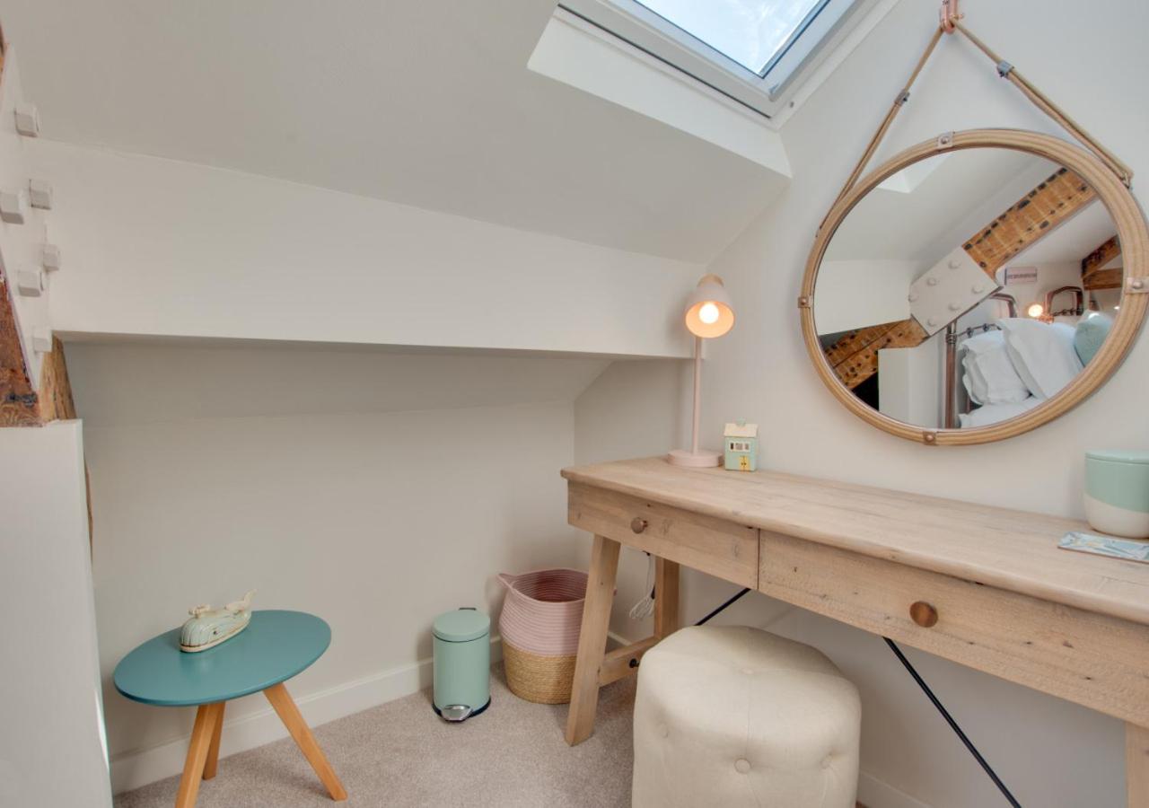 2 Bed in Whitby oc-w449