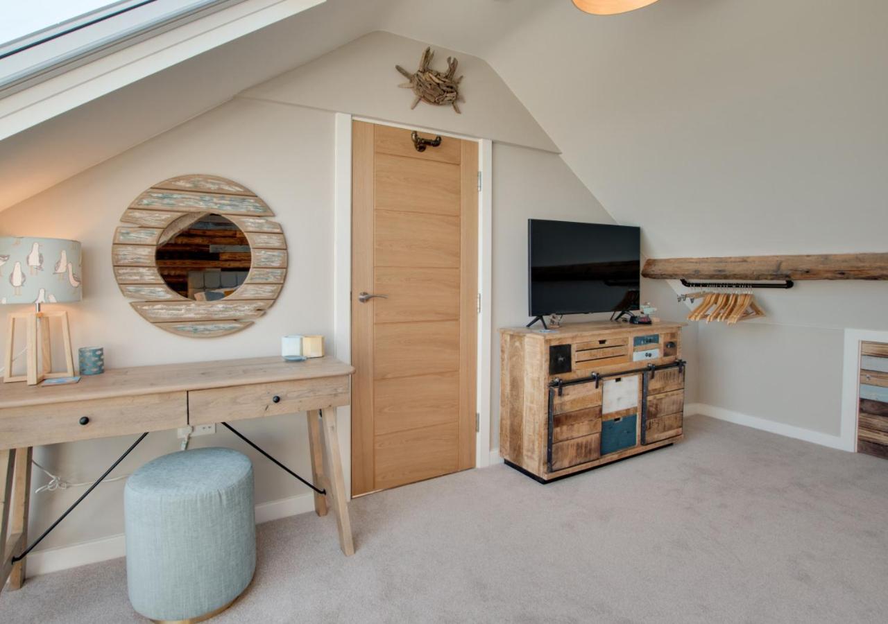2 Bed in Whitby oc-w449
