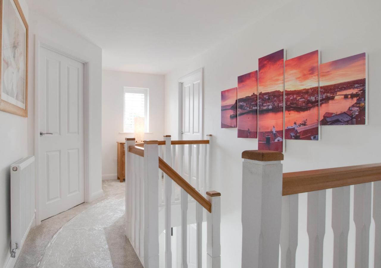 4 Bed in Whitby oc-w1027
