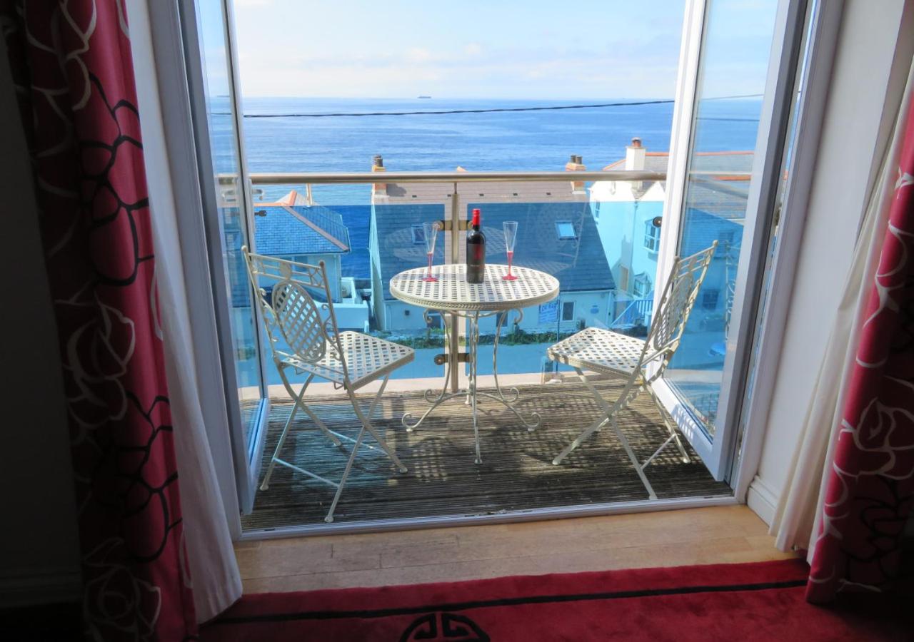 3 Bed in Porthleven oc-lamorn