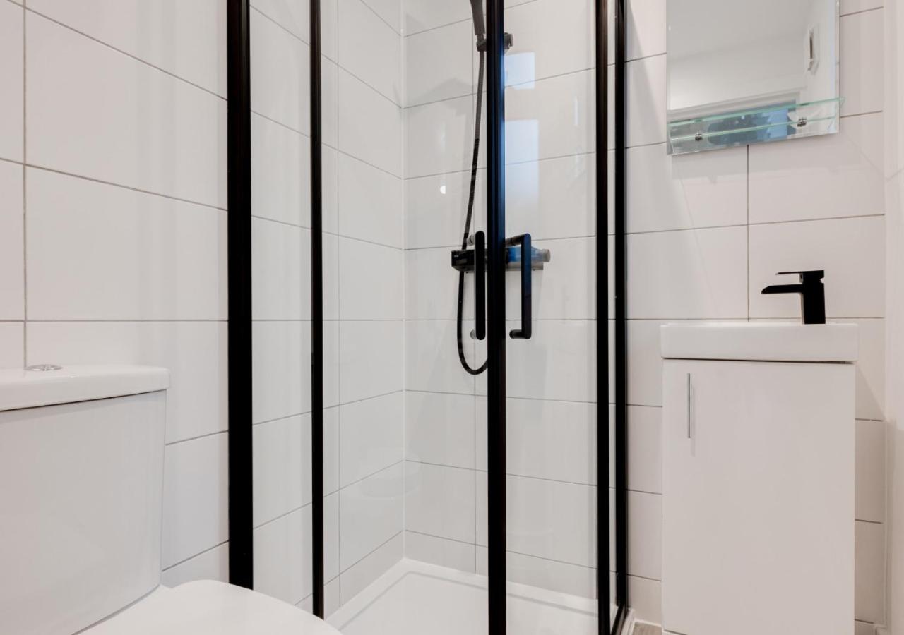 Looe Vacations - Ferry View - Property Image 9