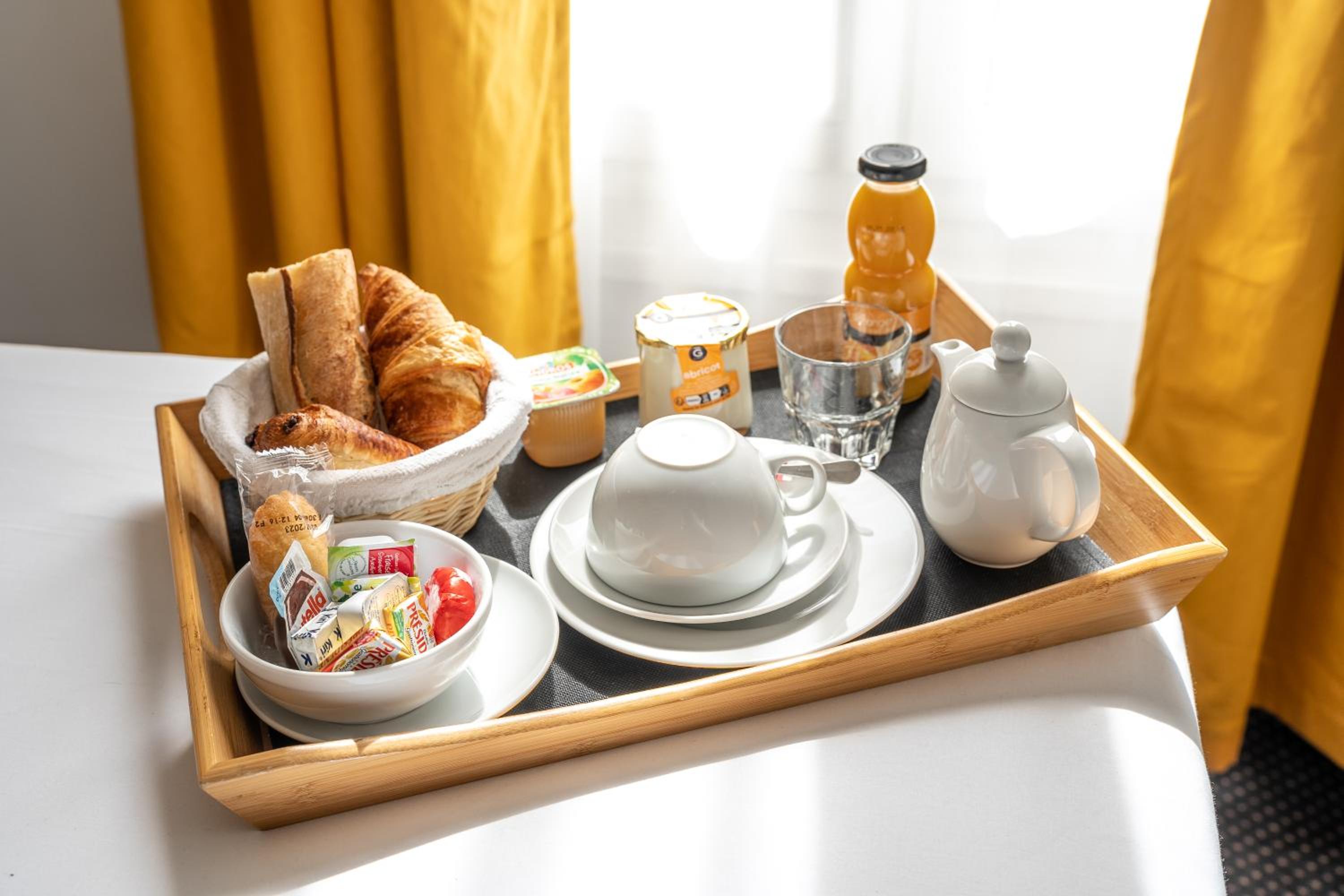 Boulogne-Billancourt Vacations - Hotel De Paris - Property Image 5