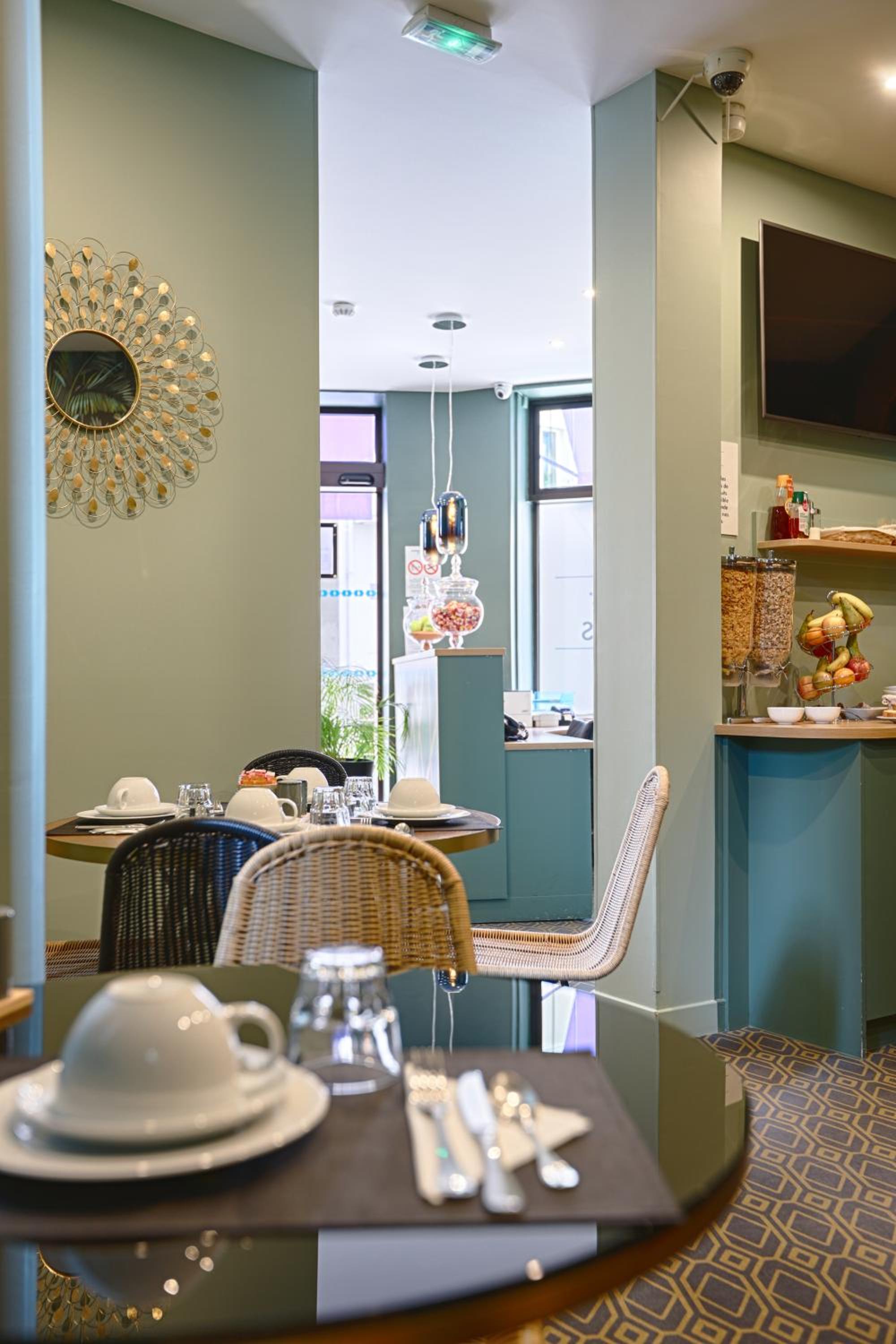 Boulogne-Billancourt Vacations - Hotel De Paris - Property Image 8