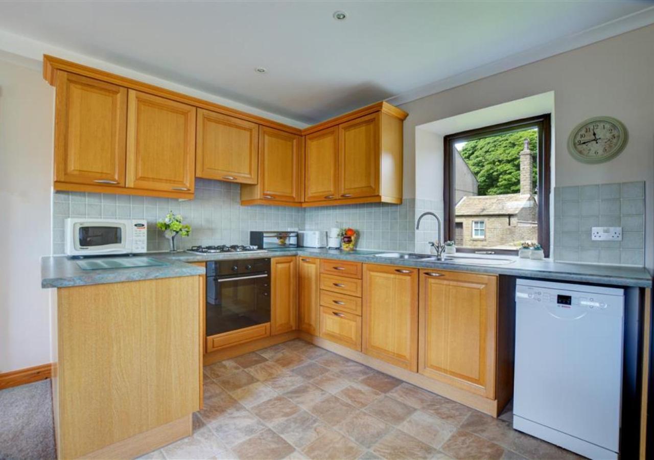 1 Bed in Cowling oc-ds237