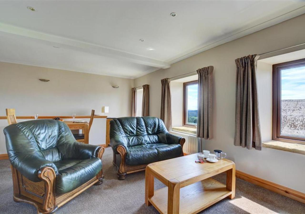 1 Bed in Cowling oc-ds237
