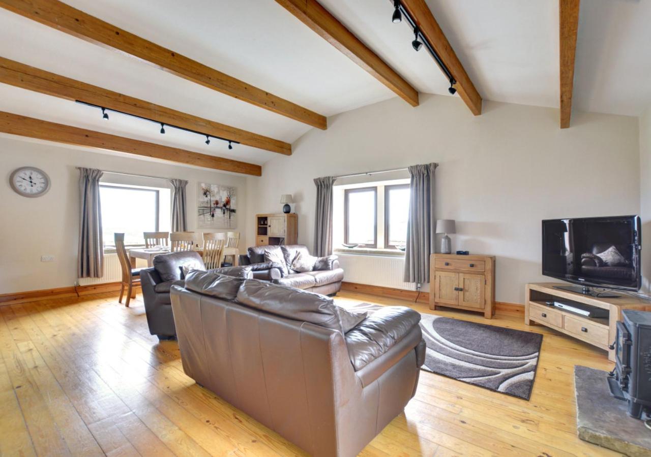2 Bed in Cowling oc-ds238