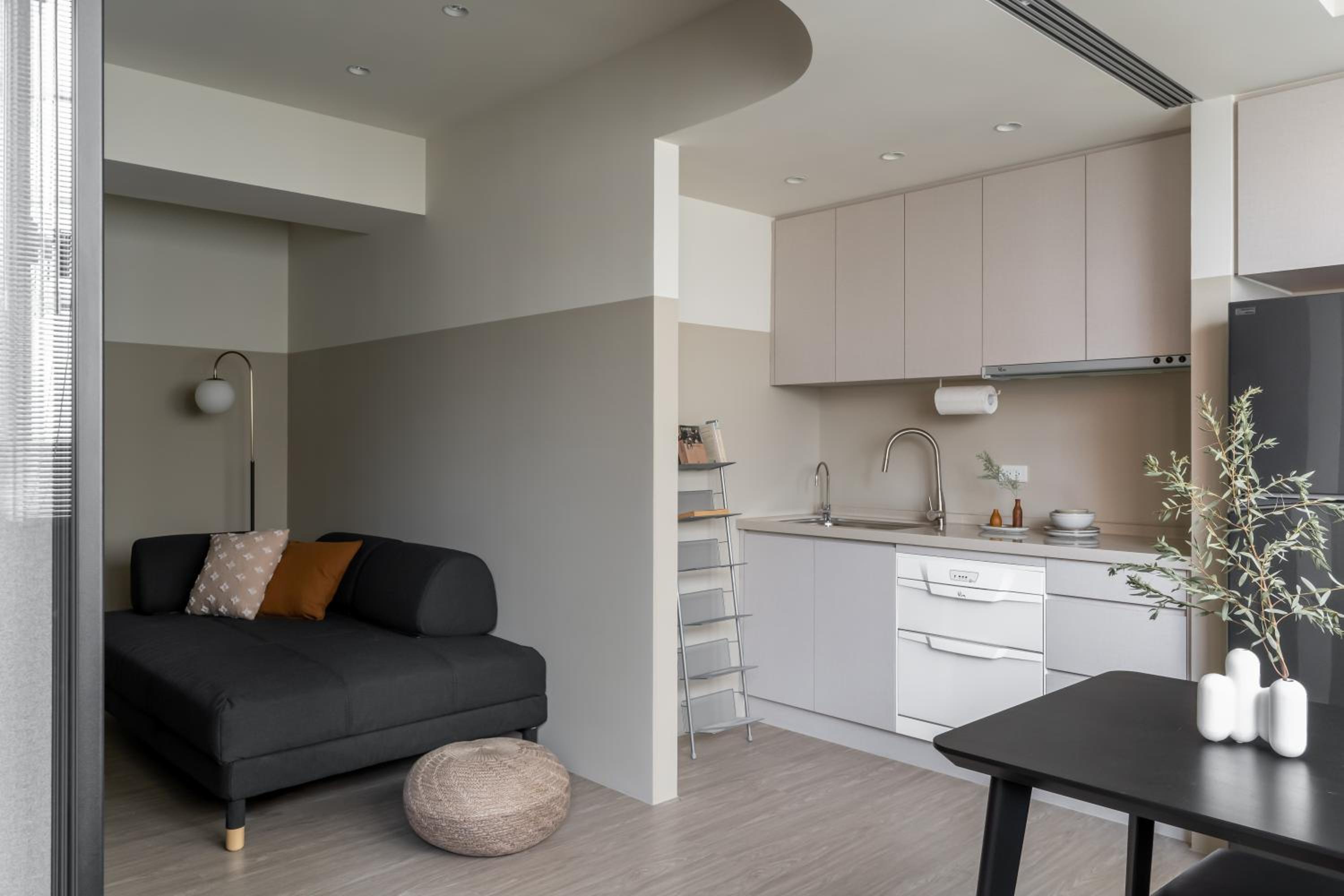 Lin Apartments by Olala Homes