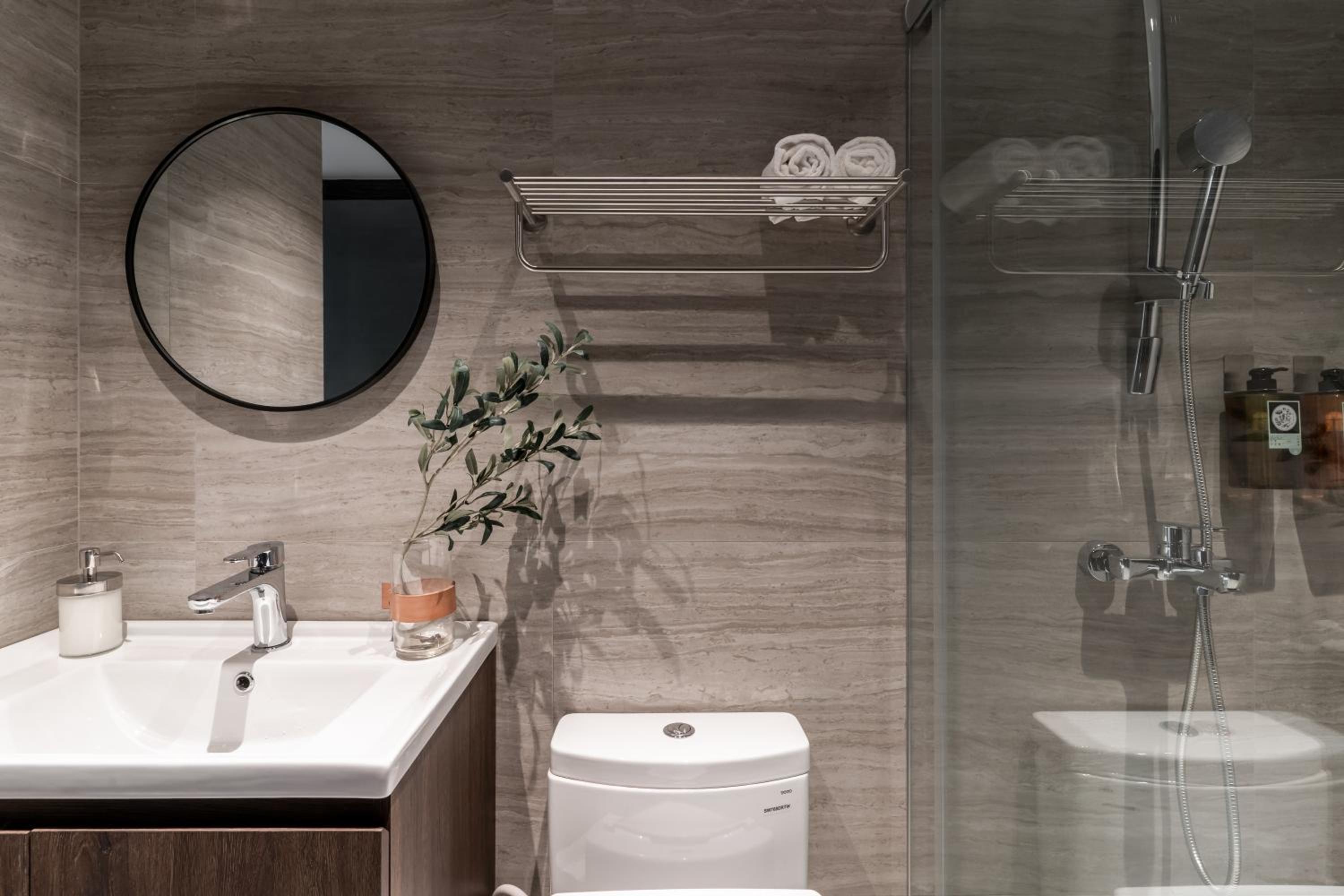Lin Apartments by Olala Homes