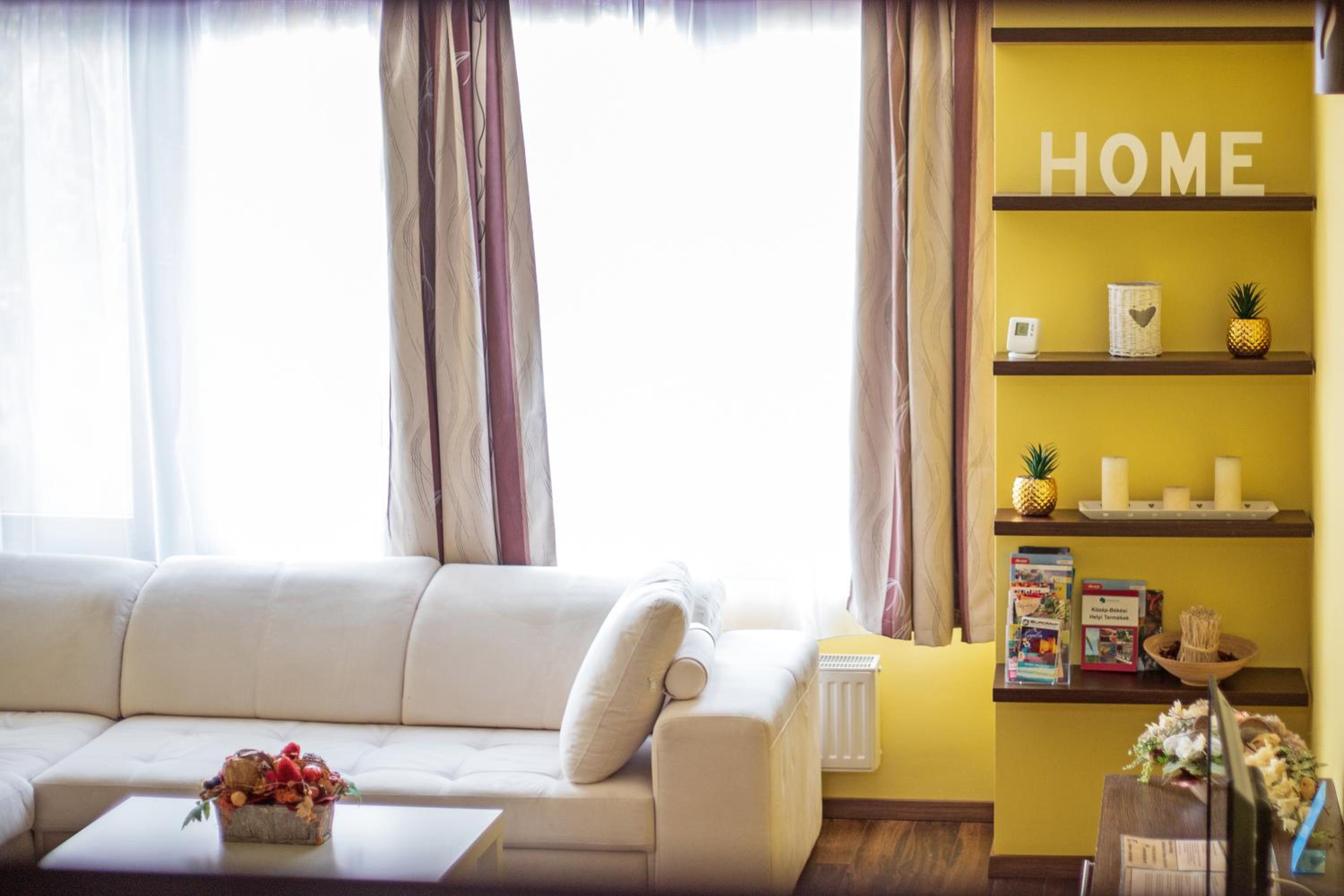 Golden apartman