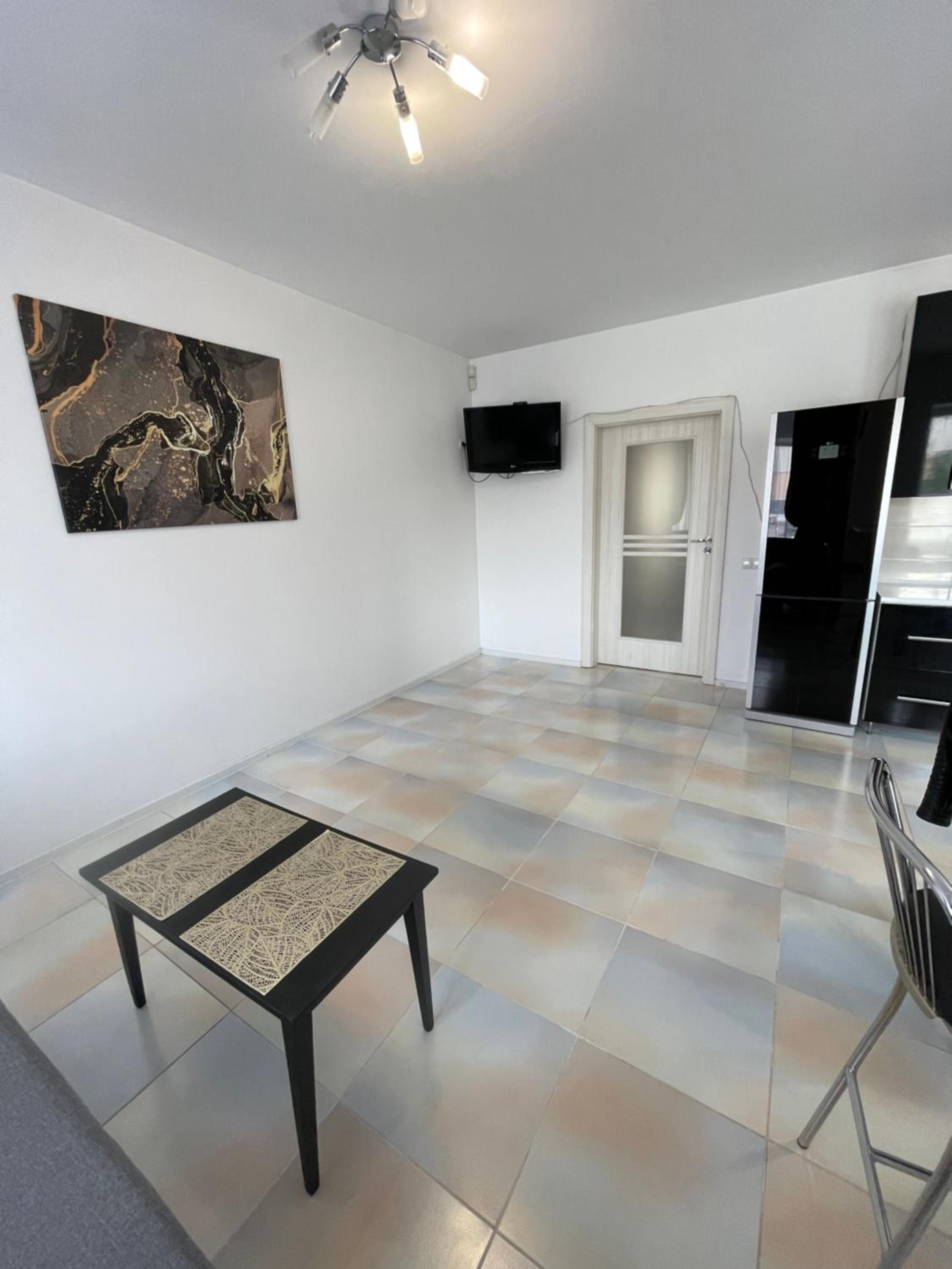 Naukova Street Appartamento view 5