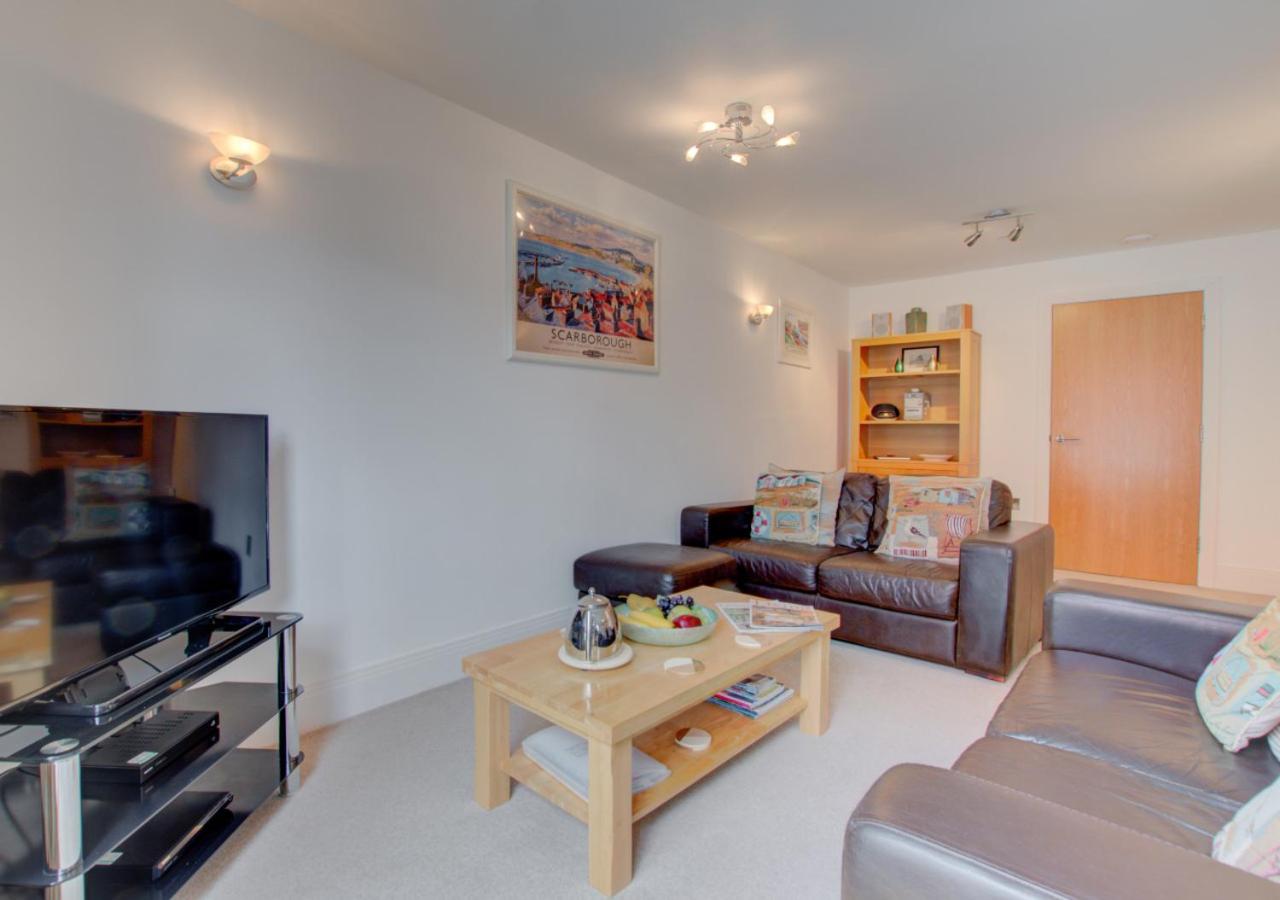 2 Bed in Whitby oc-w814