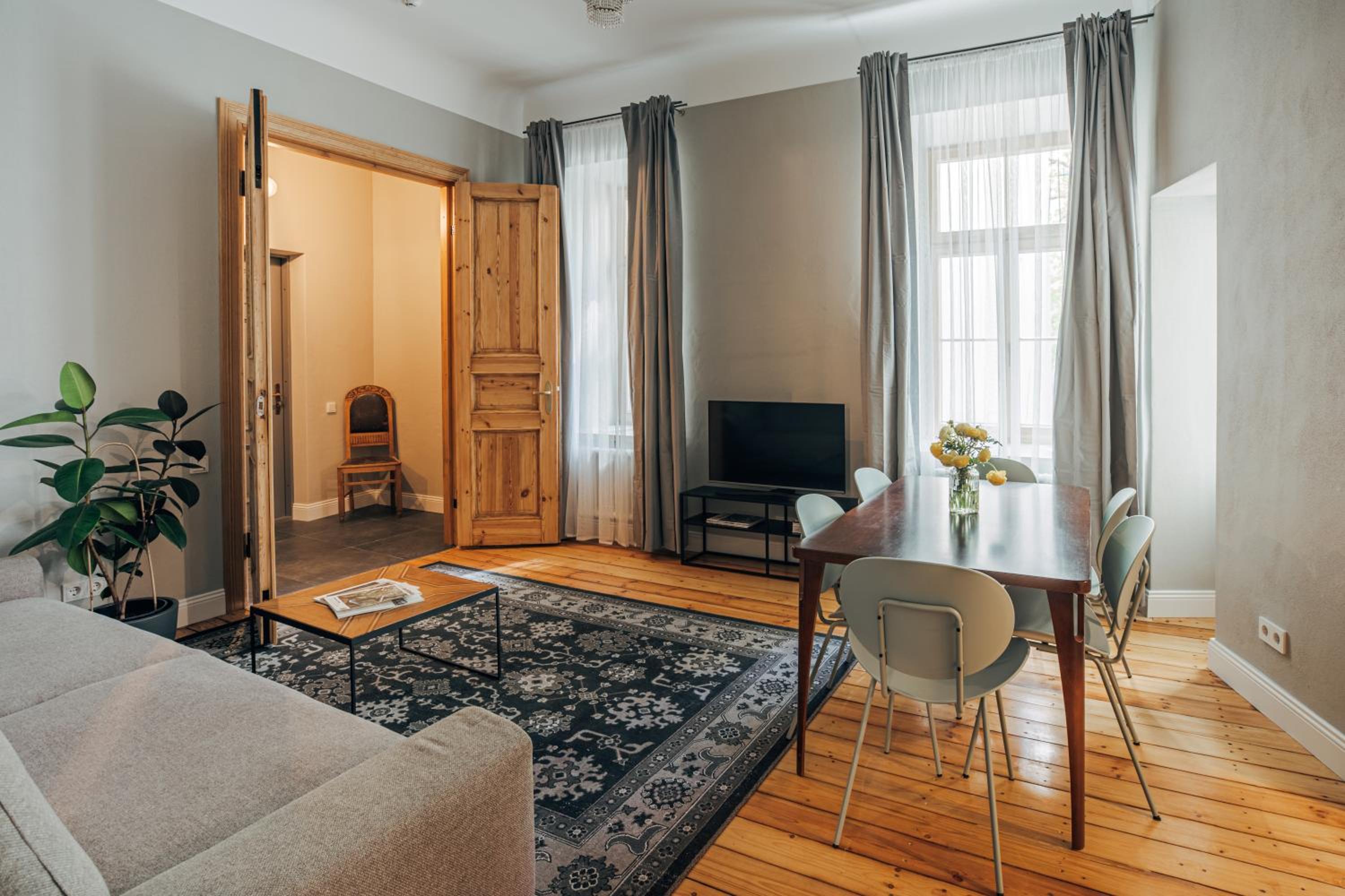 Constantine Apartments