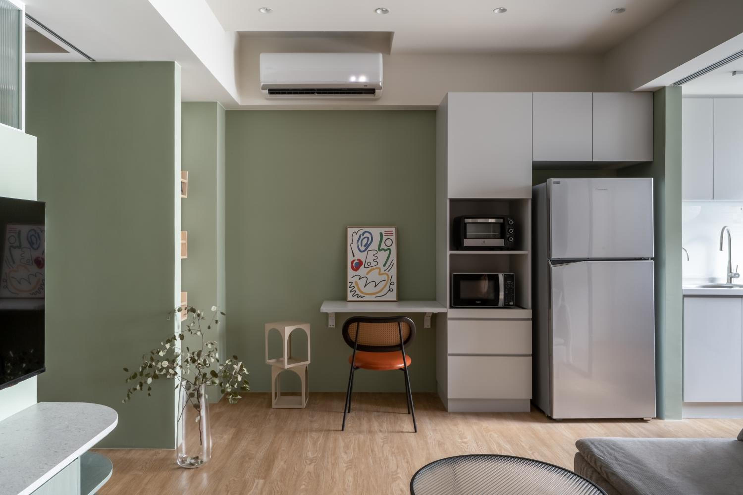 Lin Apartments by Olala Homes