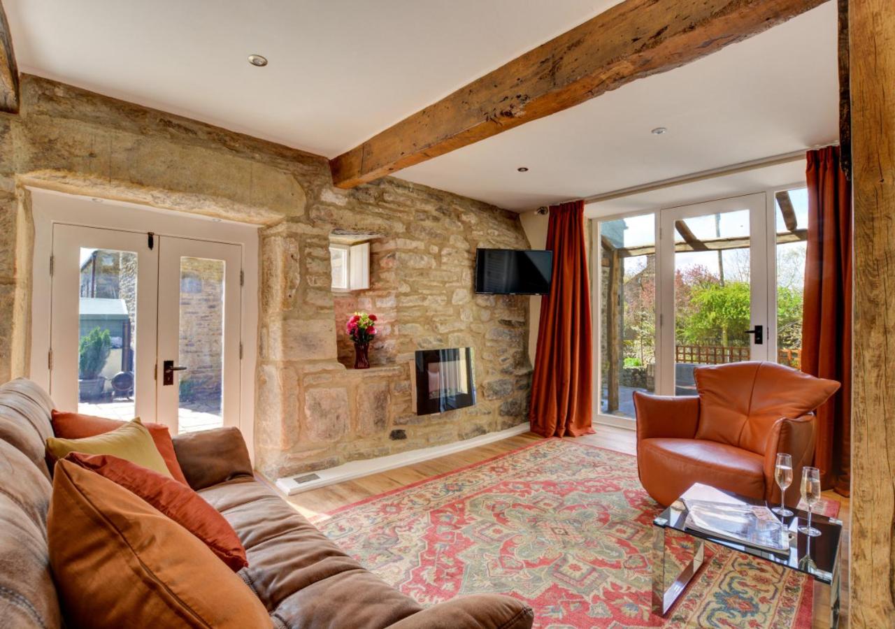 TLasses Cottage
