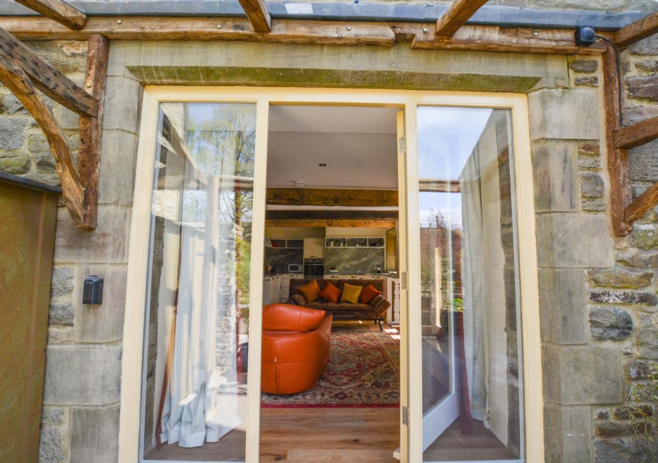 TLasses Cottage