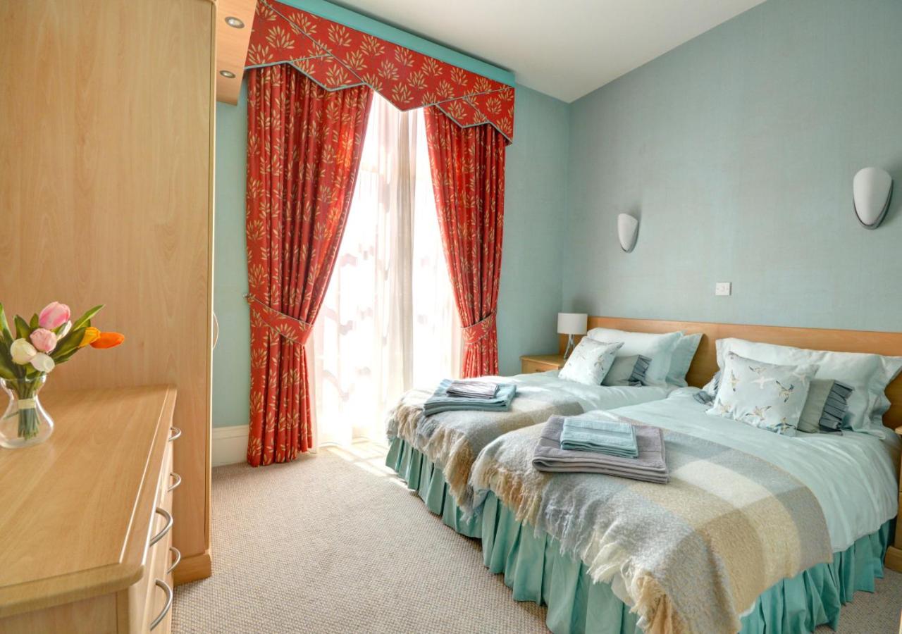 2 Bed in Scarborough oc-s016 view 5