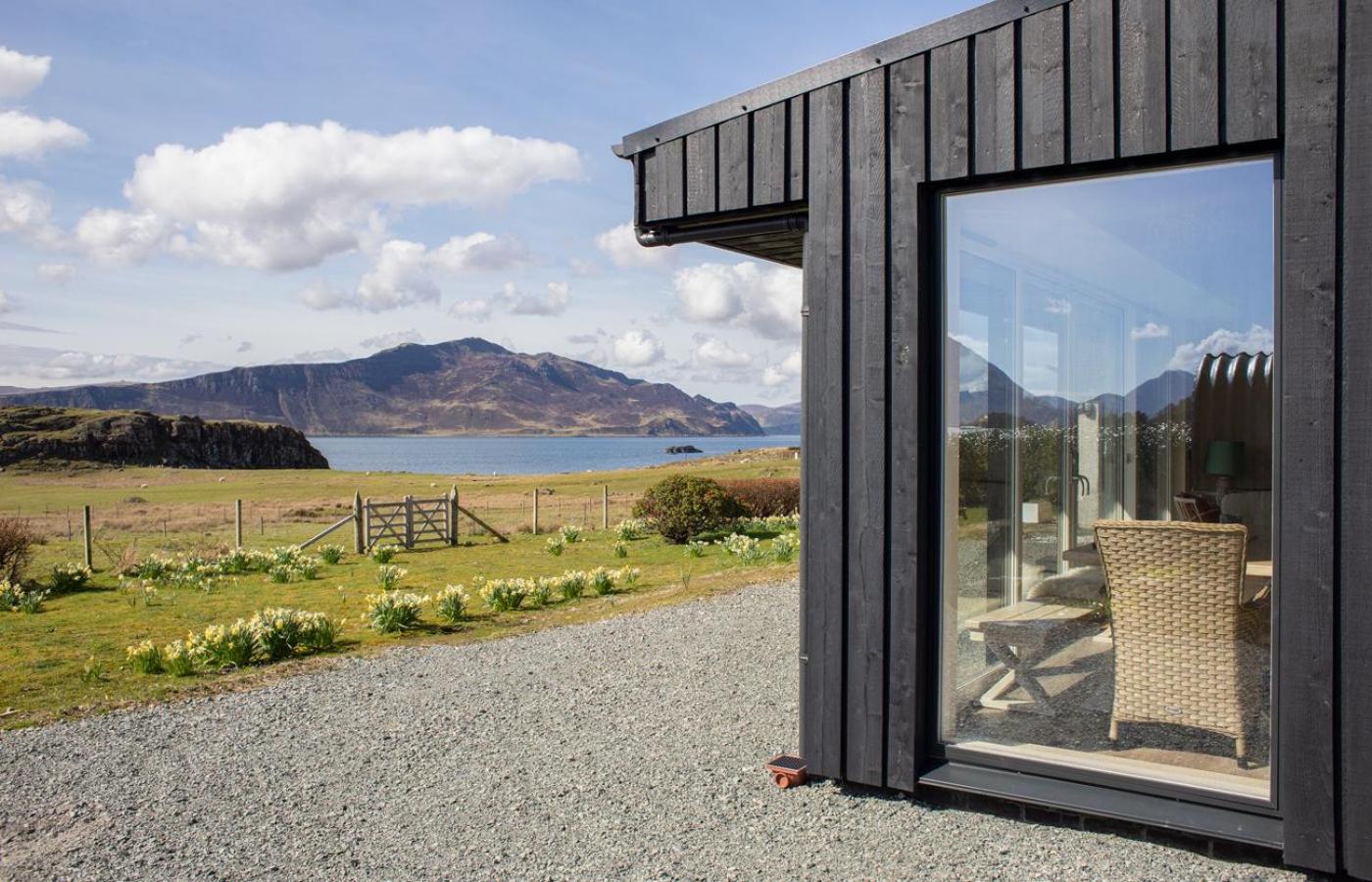 No 6 Oscaig view 3