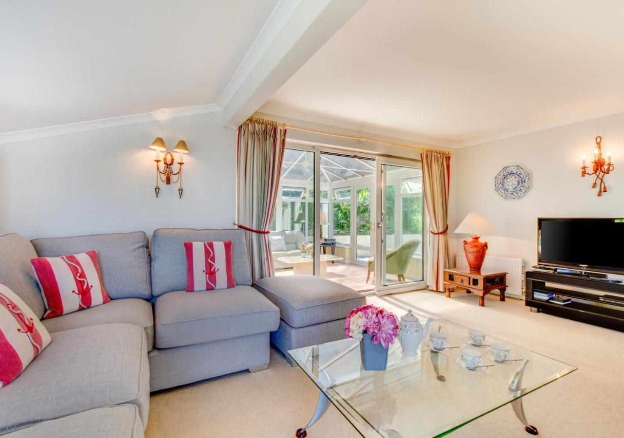 3 Bed in Mevagissey oc-windru