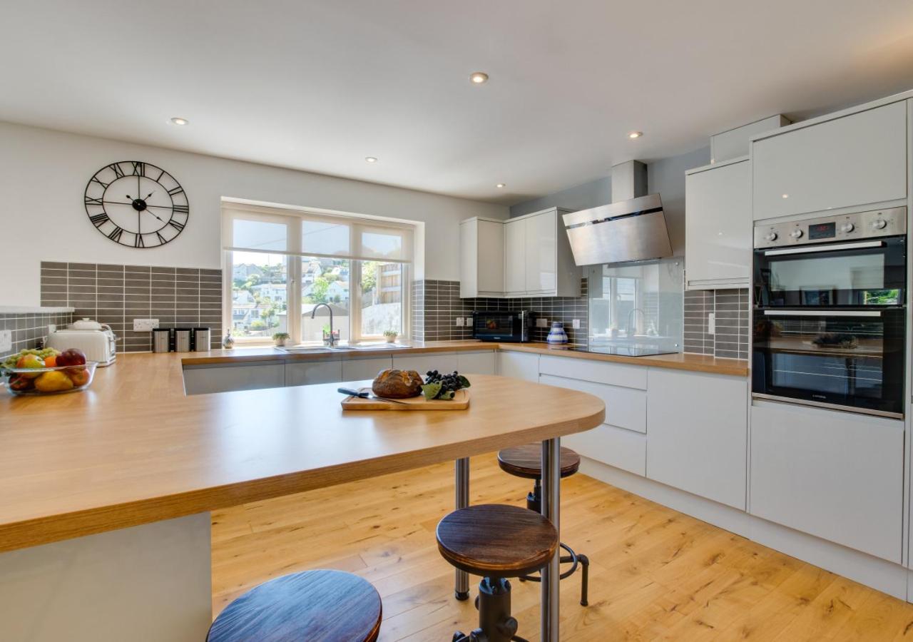 3 Bed in Mevagissey oc-vaview view 2