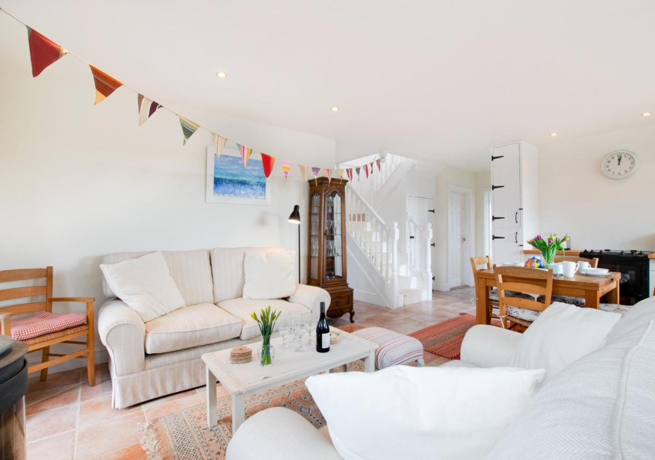 3 Bed in Manaccan oc-valpre