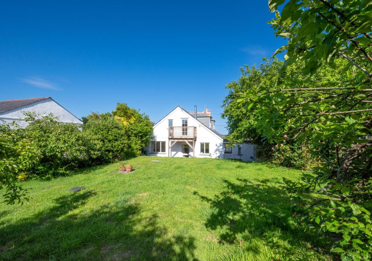 3 Bed in Manaccan oc-valpre