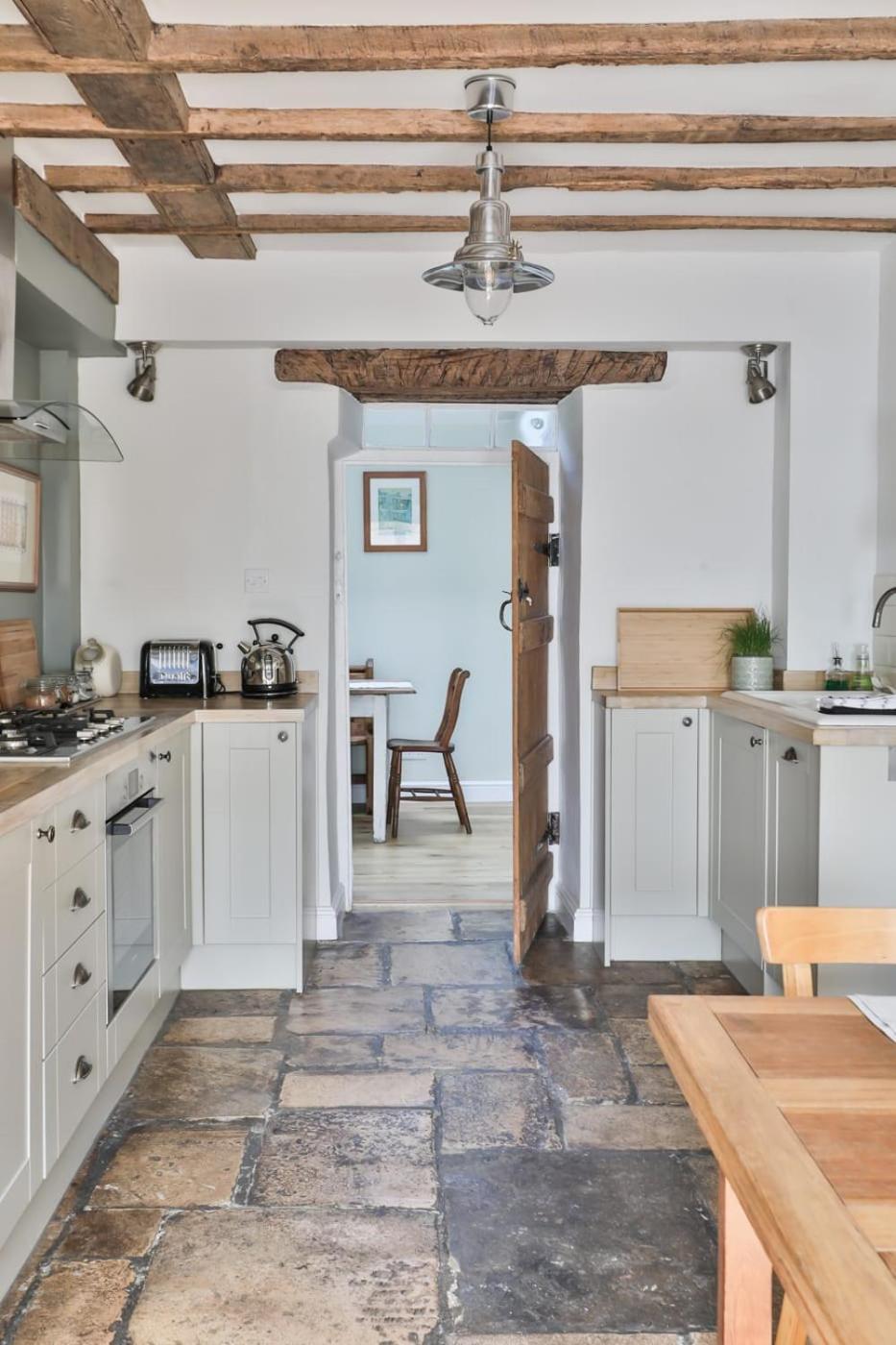 Coombers Mead Cottage