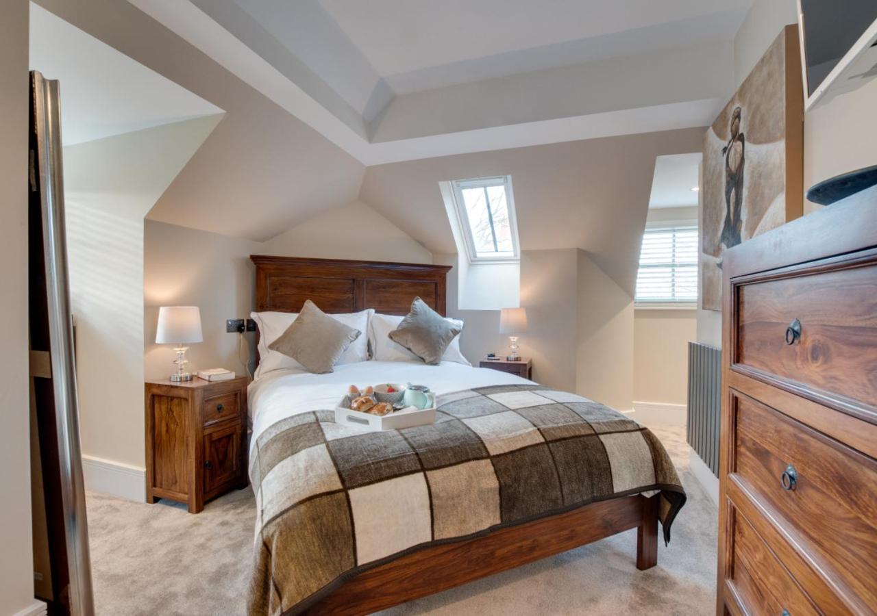 2 Bed in Whitby oc-w452