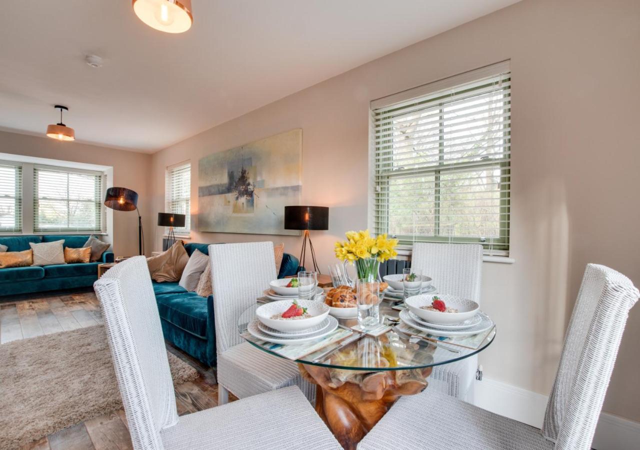 2 Bed in Whitby oc-w452