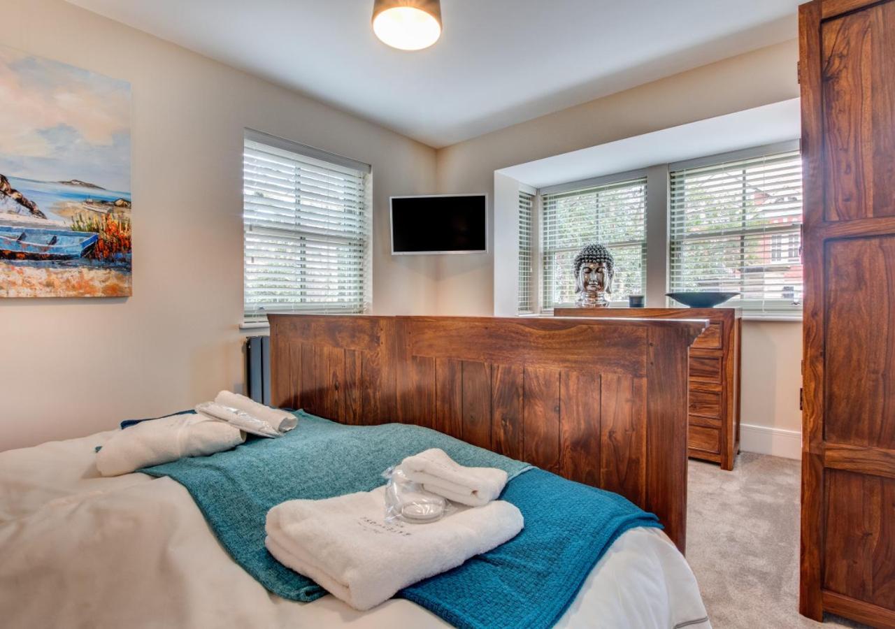 2 Bed in Whitby oc-w452