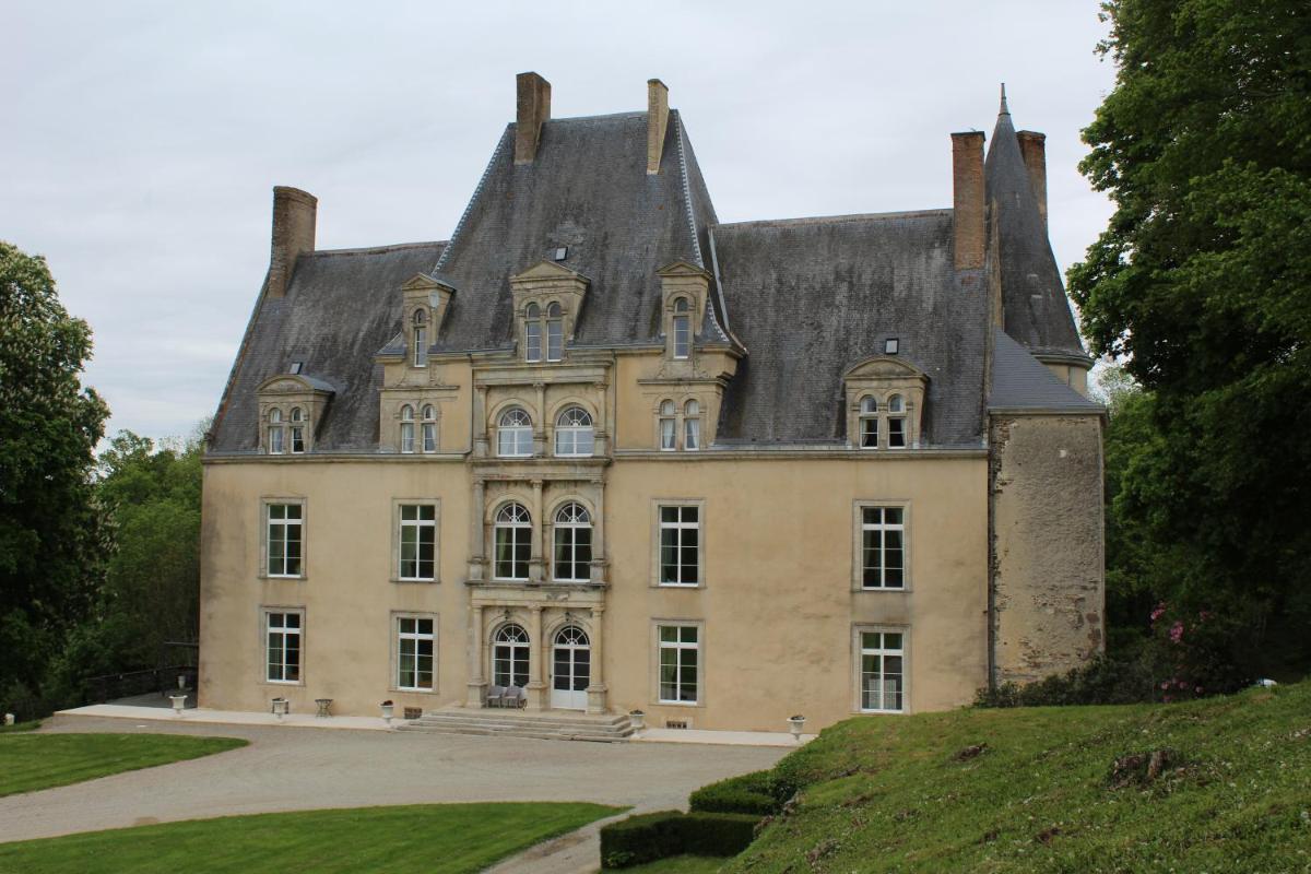 Chateau de la Lucazière view 4
