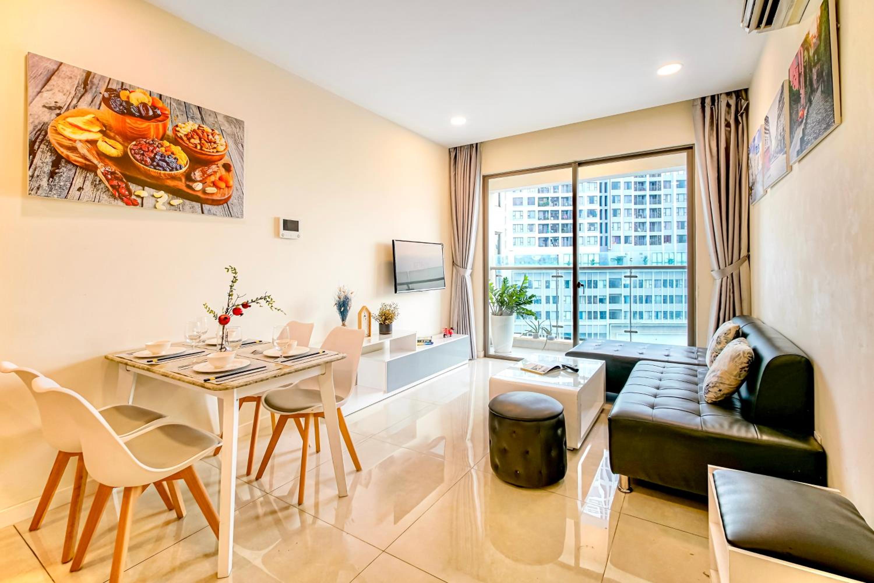 MONday Premium Aparts - HighClass Building and Central Spot