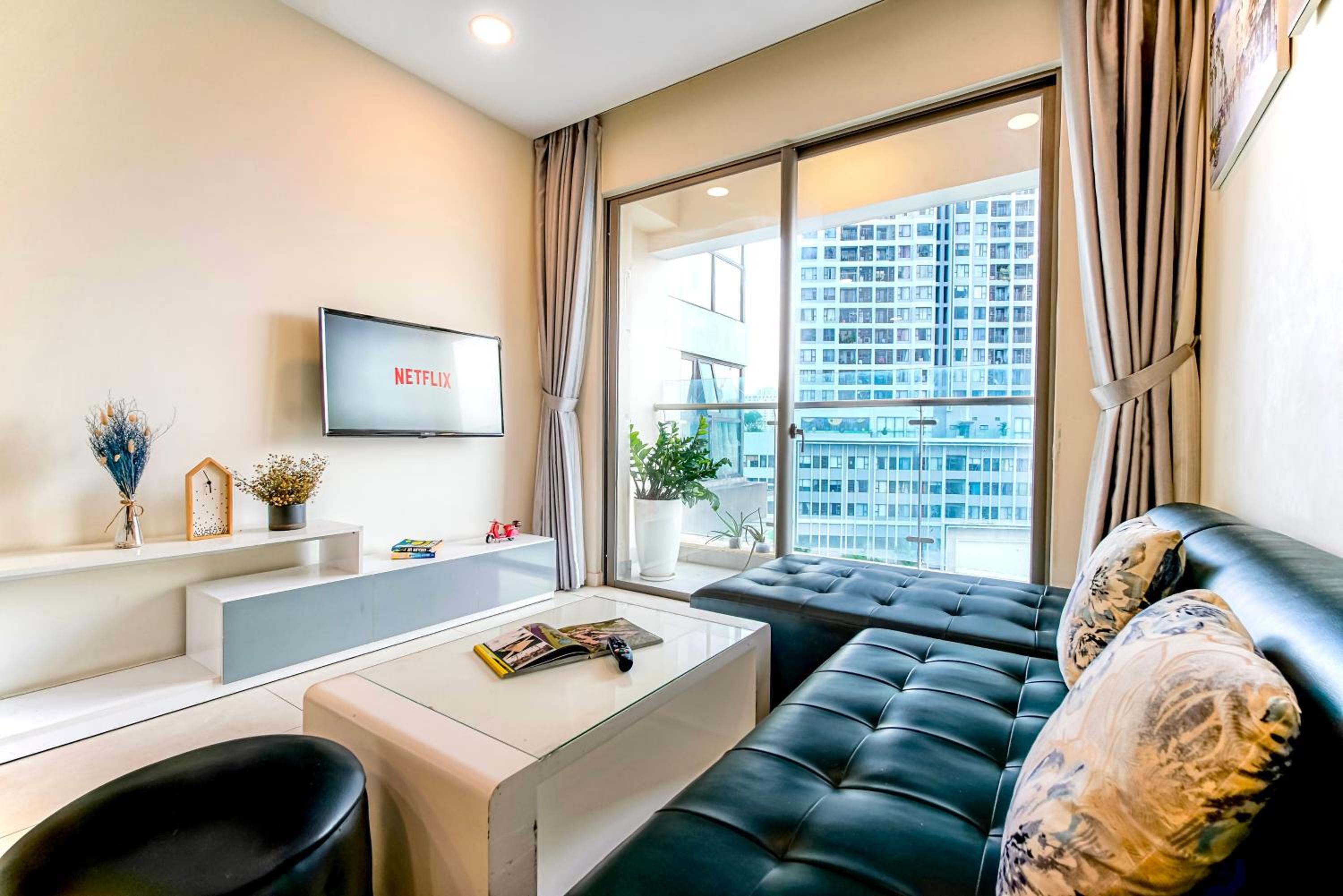 MONday Premium Aparts - HighClass Building and Central Spot