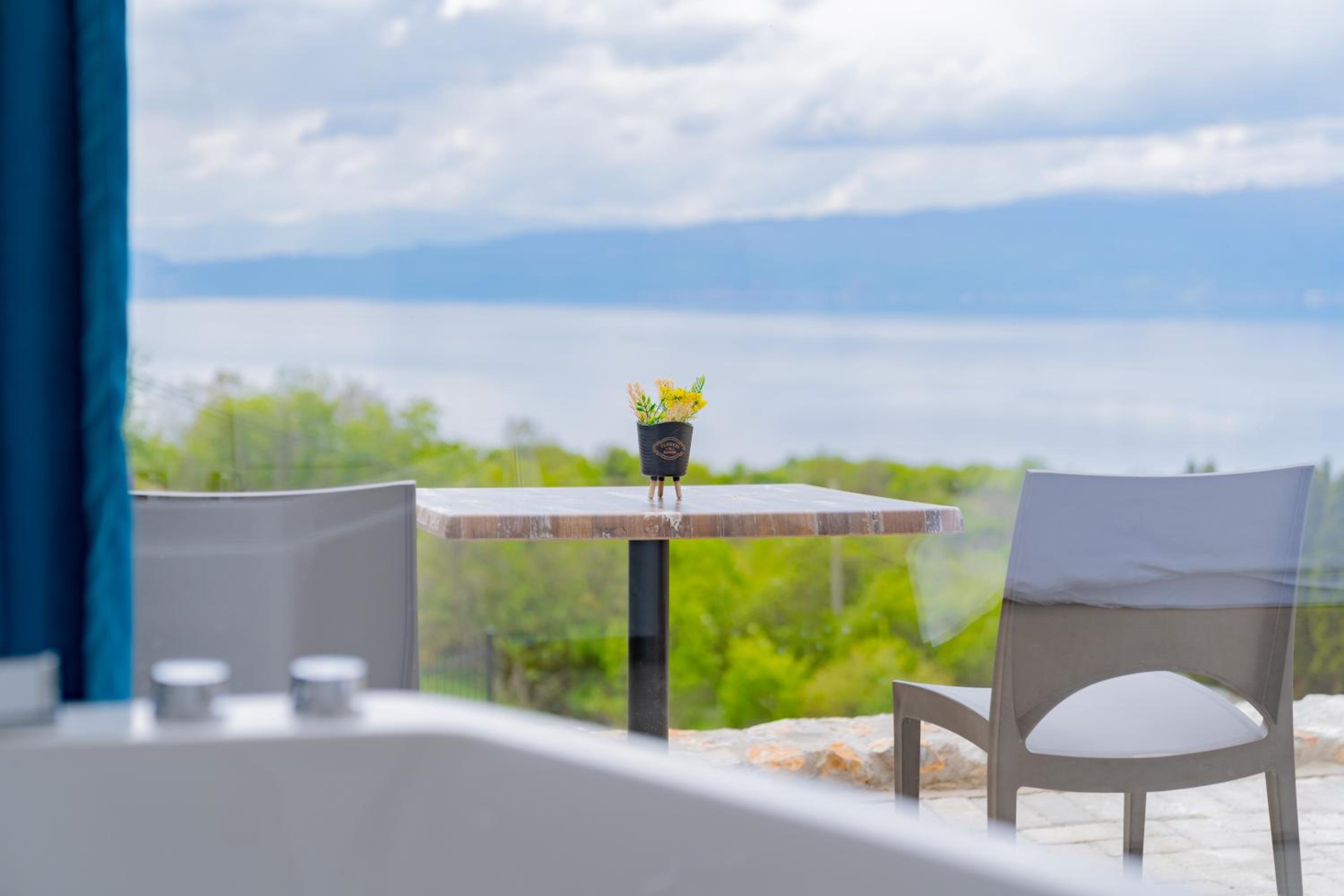 Velestovo House view 3