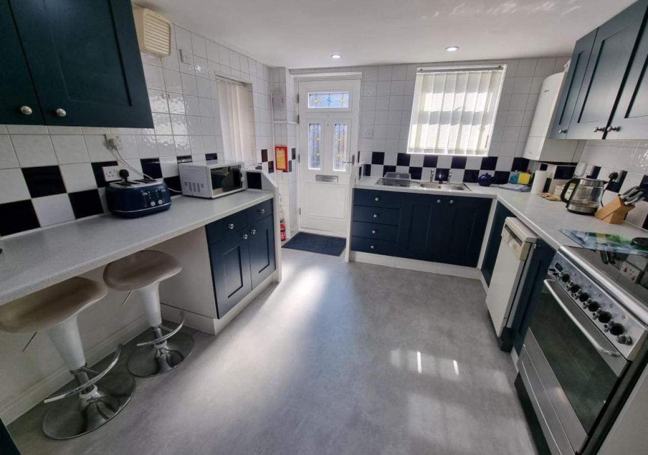 2 Bed in Whitby oc-w793