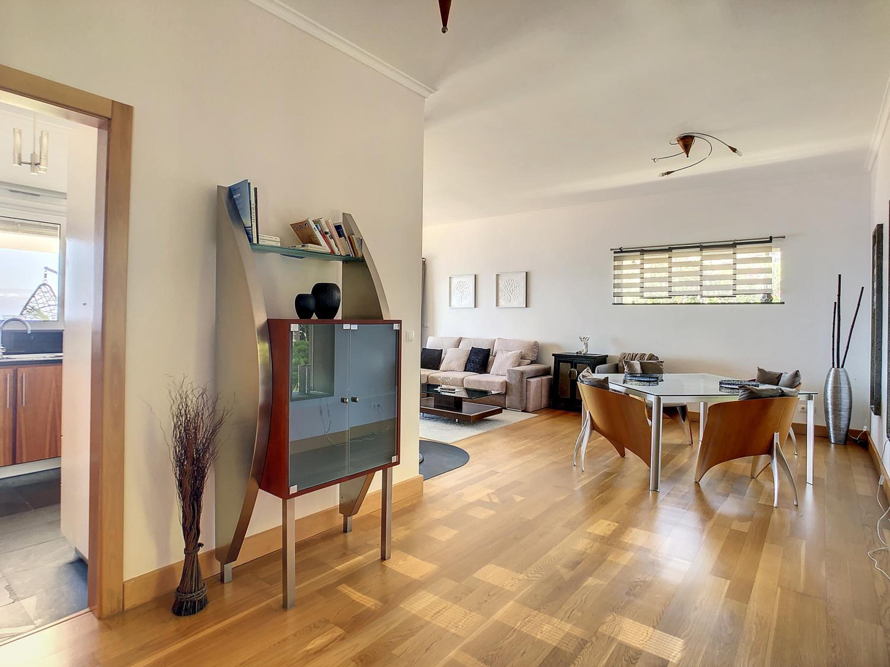 Villa Palmera by LovelyStay
