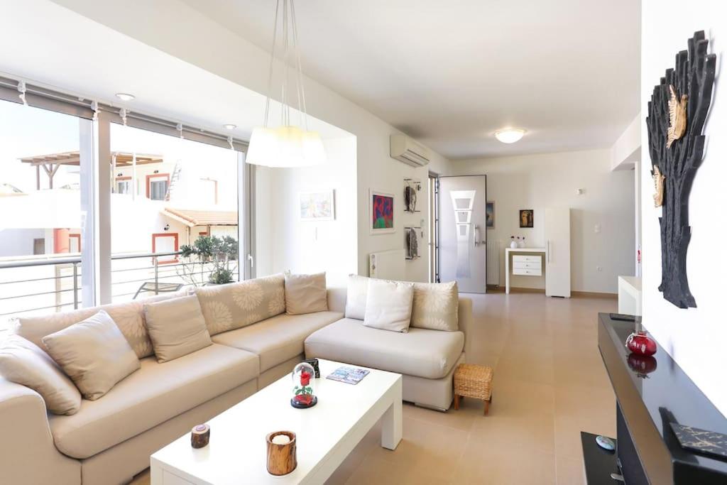 Armilides Luxury 3 bedroom maisonette view 3