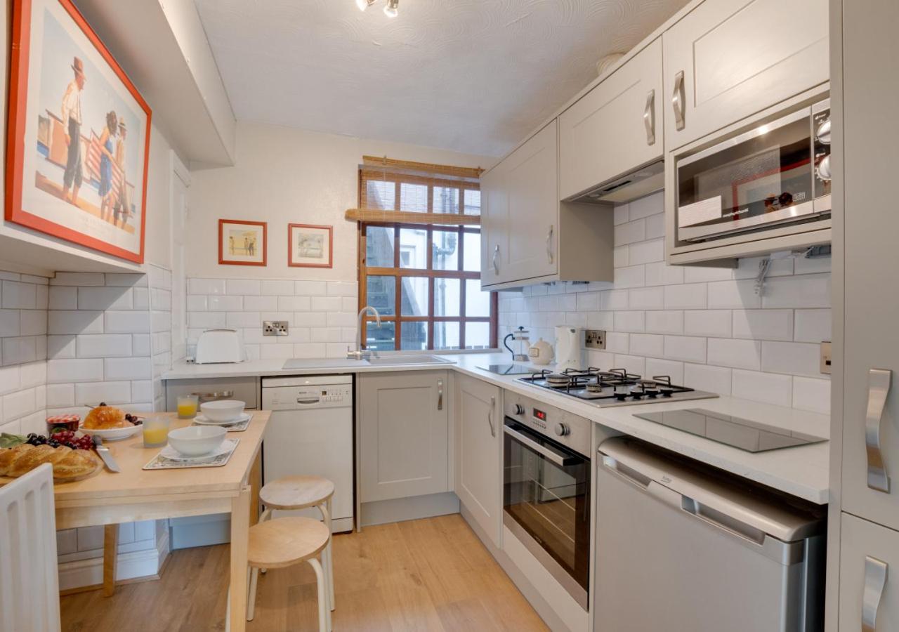 2 Bed in Whitby oc-w794