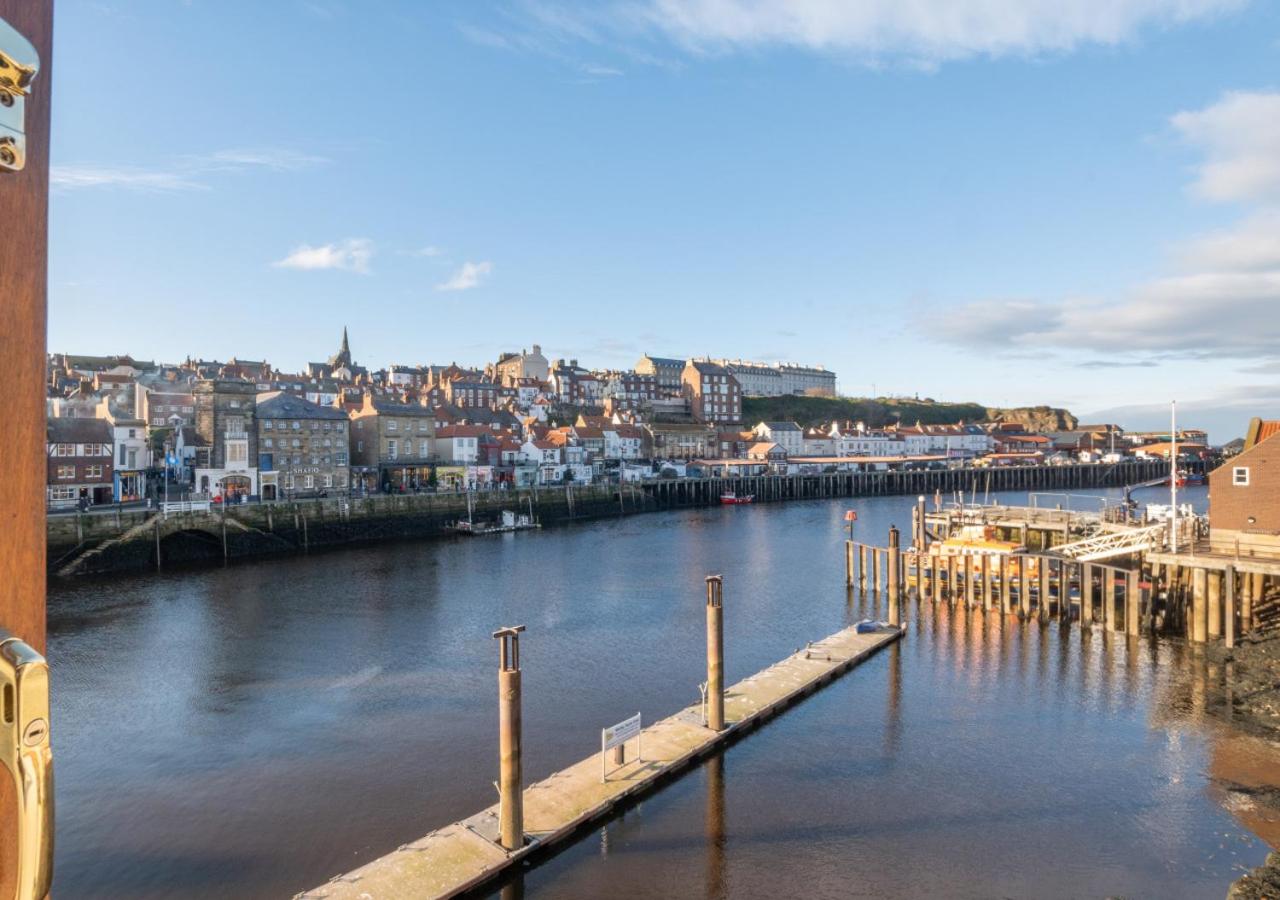 2 Bed in Whitby oc-w794