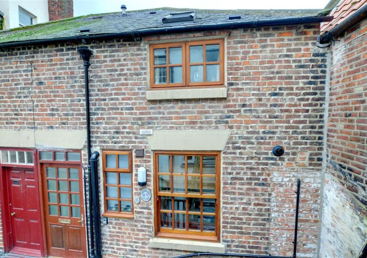 2 Bed in Whitby oc-w794