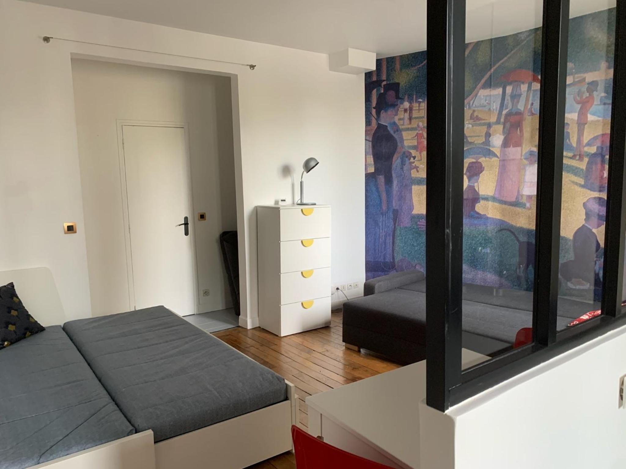 Studio perfect for 2 adults and 1 kid, and up to 2 kids - Jourdain 20e, 25mn to Louvre via line M11