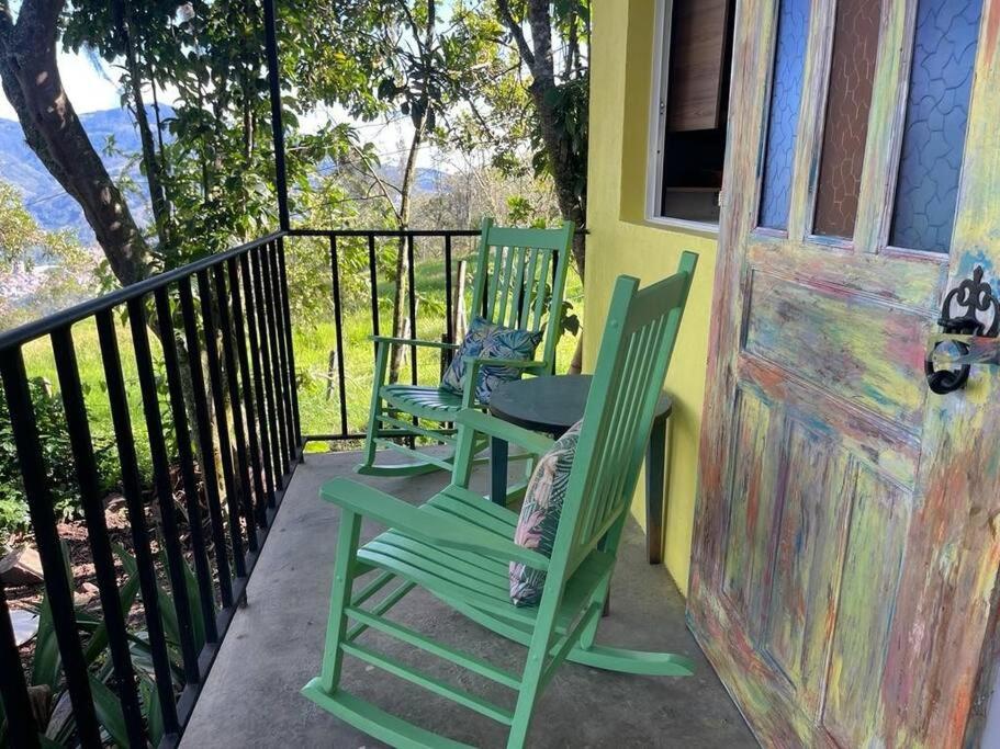 Romántico refugio en la montaña