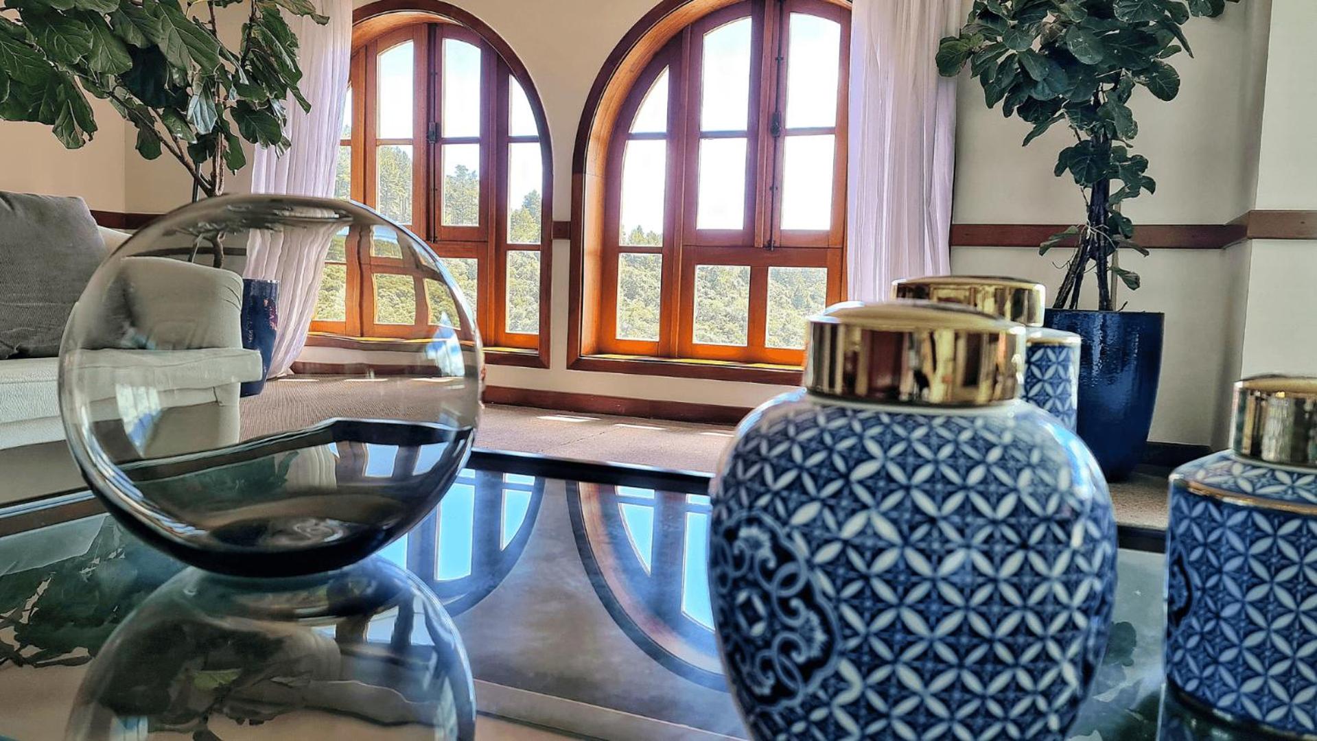 Dúplex Luxo com Piscina Aquecida, Lareira e Wifi
