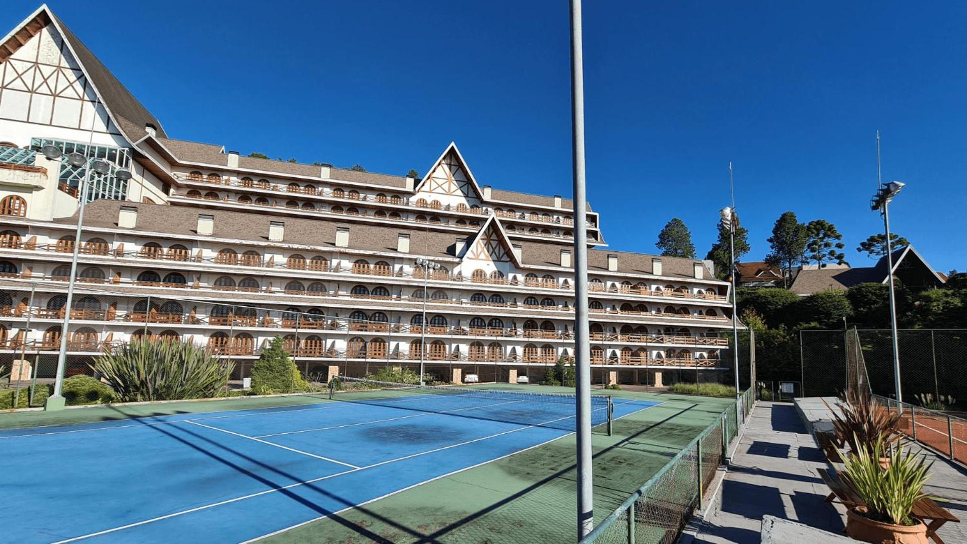 Dúplex Luxo com Piscina Aquecida, Lareira e Wifi